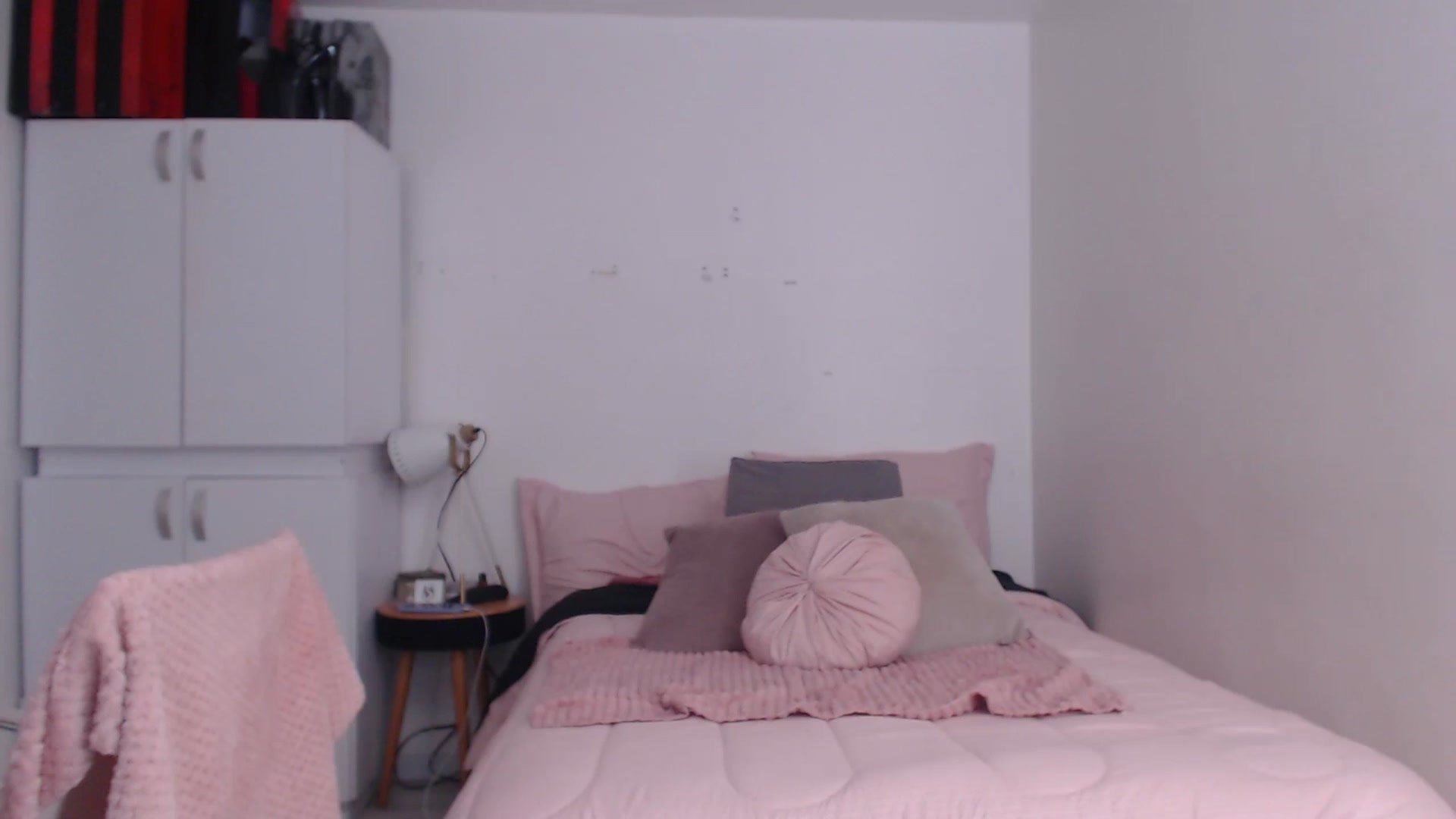 Gallery image thumbnail from Beauty_online's myfreecams stream on, 06/28/2025, 20:31 image 10 of 20
