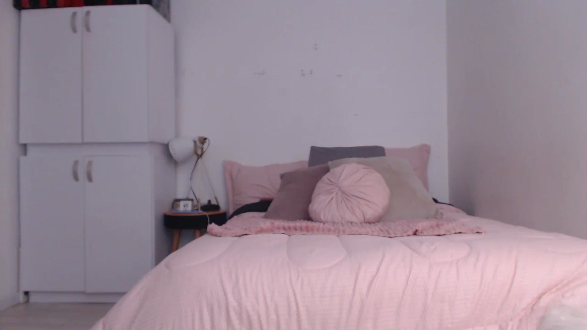 Gallery image thumbnail from Beauty_online's myfreecams stream on, 06/28/2025, 20:31 image 11 of 20