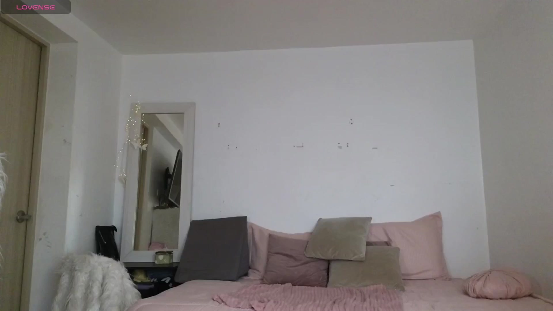 Gallery image thumbnail from Beauty_online's myfreecams stream on, 07/07/2025, 23:20 image 1 of 20
