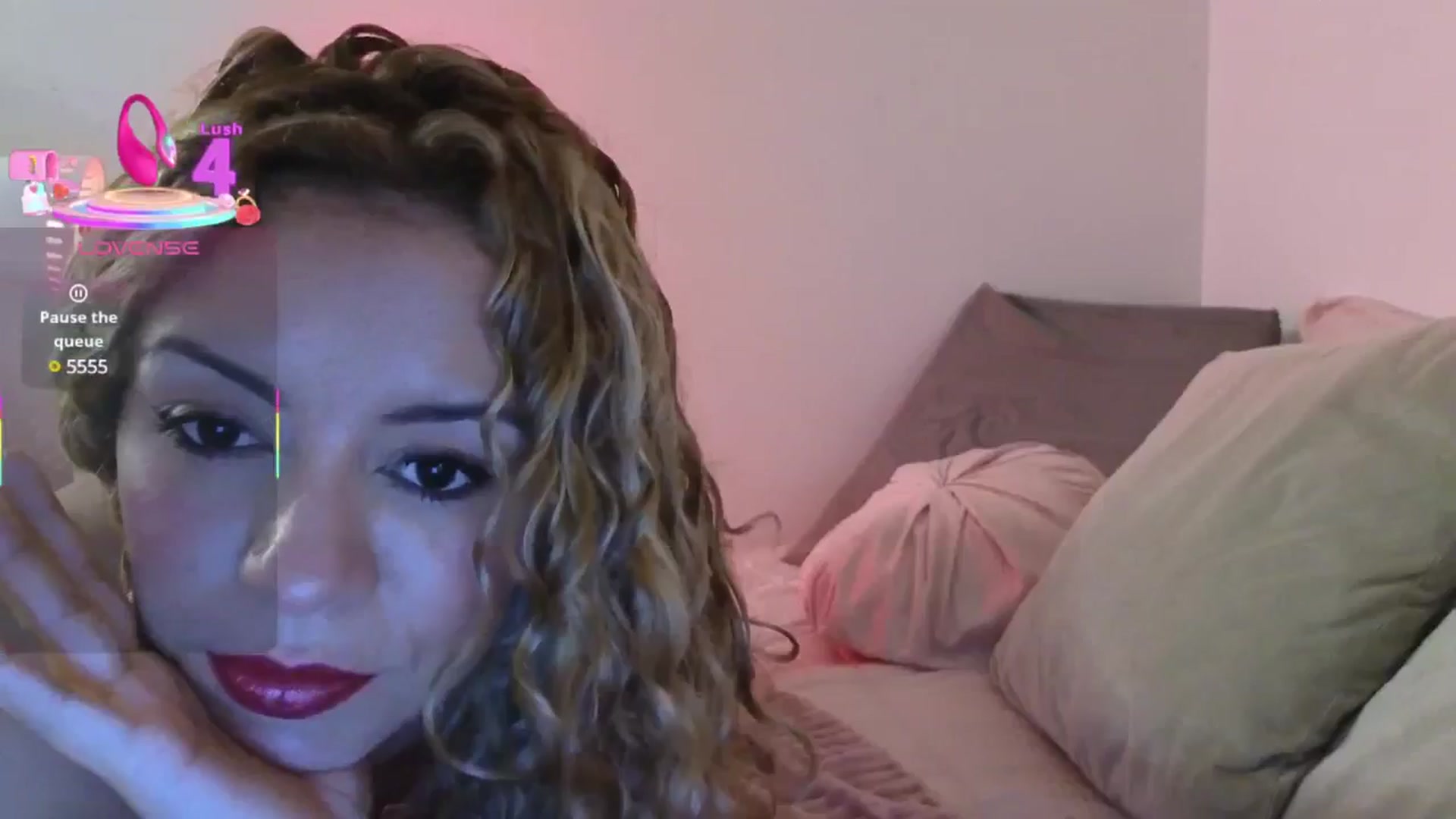Gallery image thumbnail from Beauty_online's myfreecams stream on, 07/20/2025, 23:46 image 14 of 20