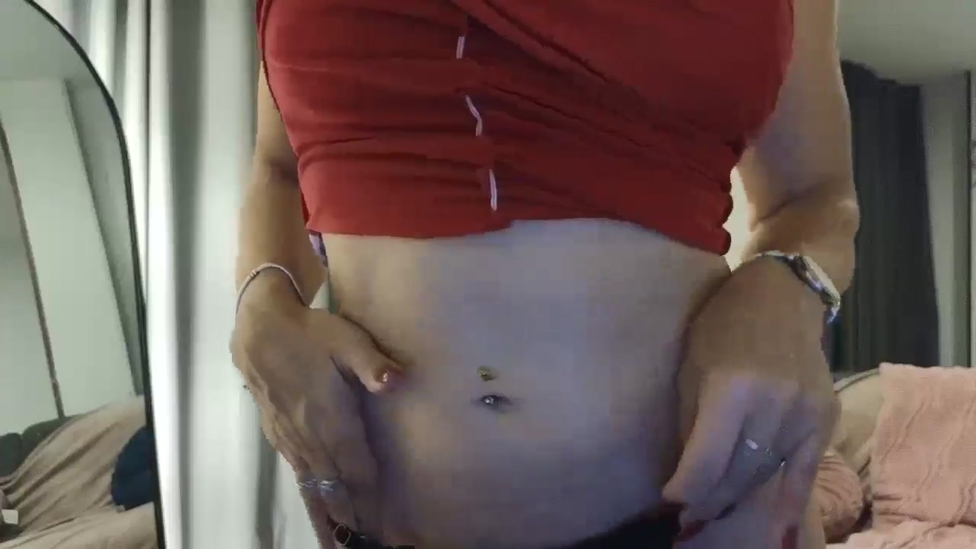 Gallery image thumbnail from Beauty_online's myfreecams stream on, 04/24/2026, 24:02 image 5 of 20