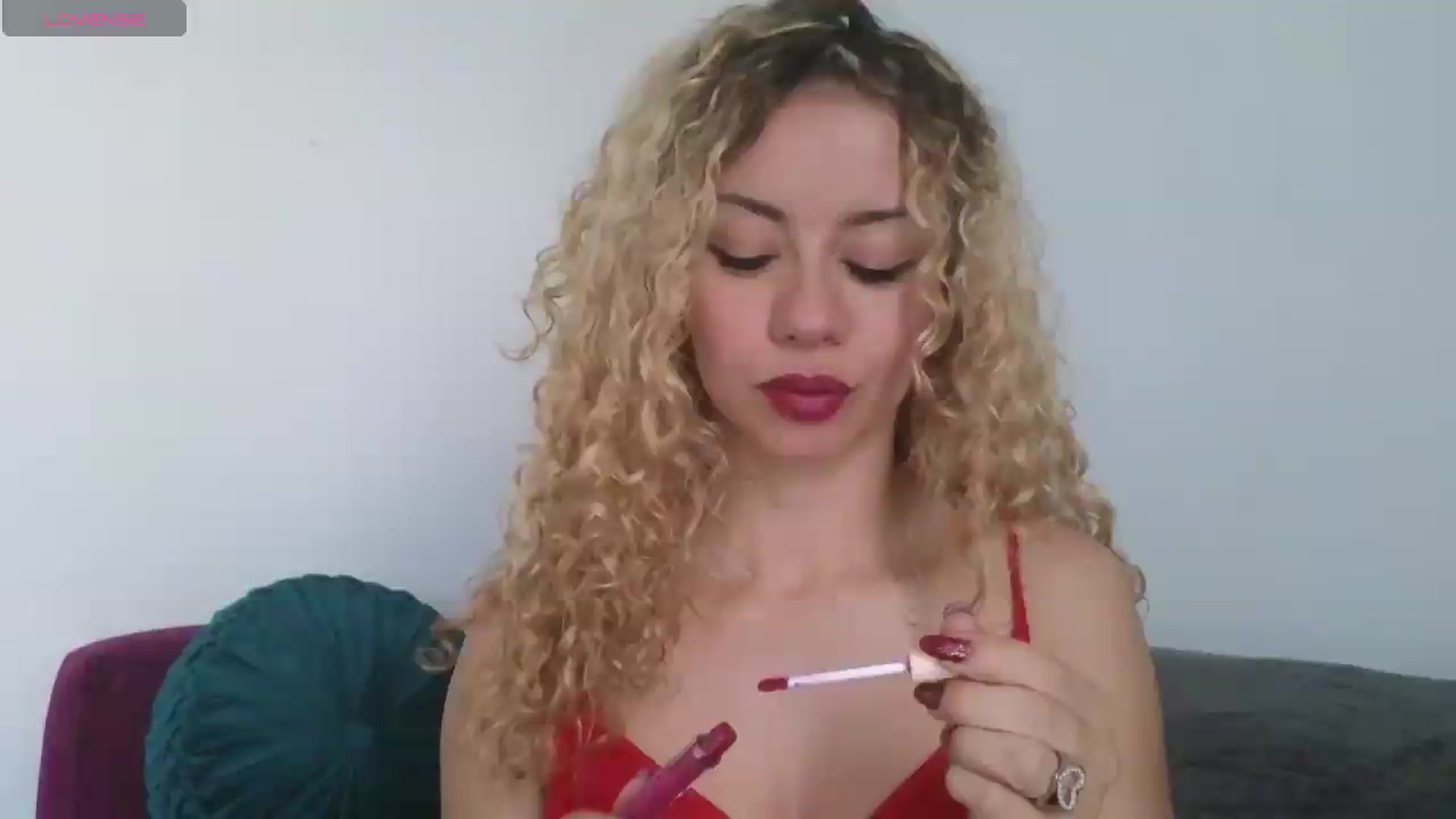 Gallery image thumbnail from Beauty_online's myfreecams stream on, 05/28/2026, 22:39 image 16 of 20