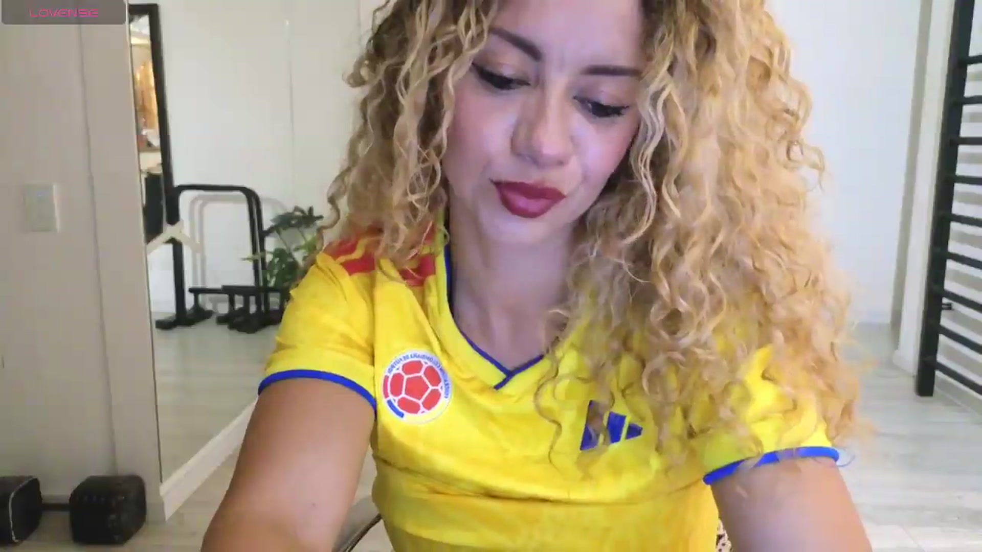 Gallery image thumbnail from Beauty_online's myfreecams stream on, 06/24/2026, 24:03 image 18 of 20