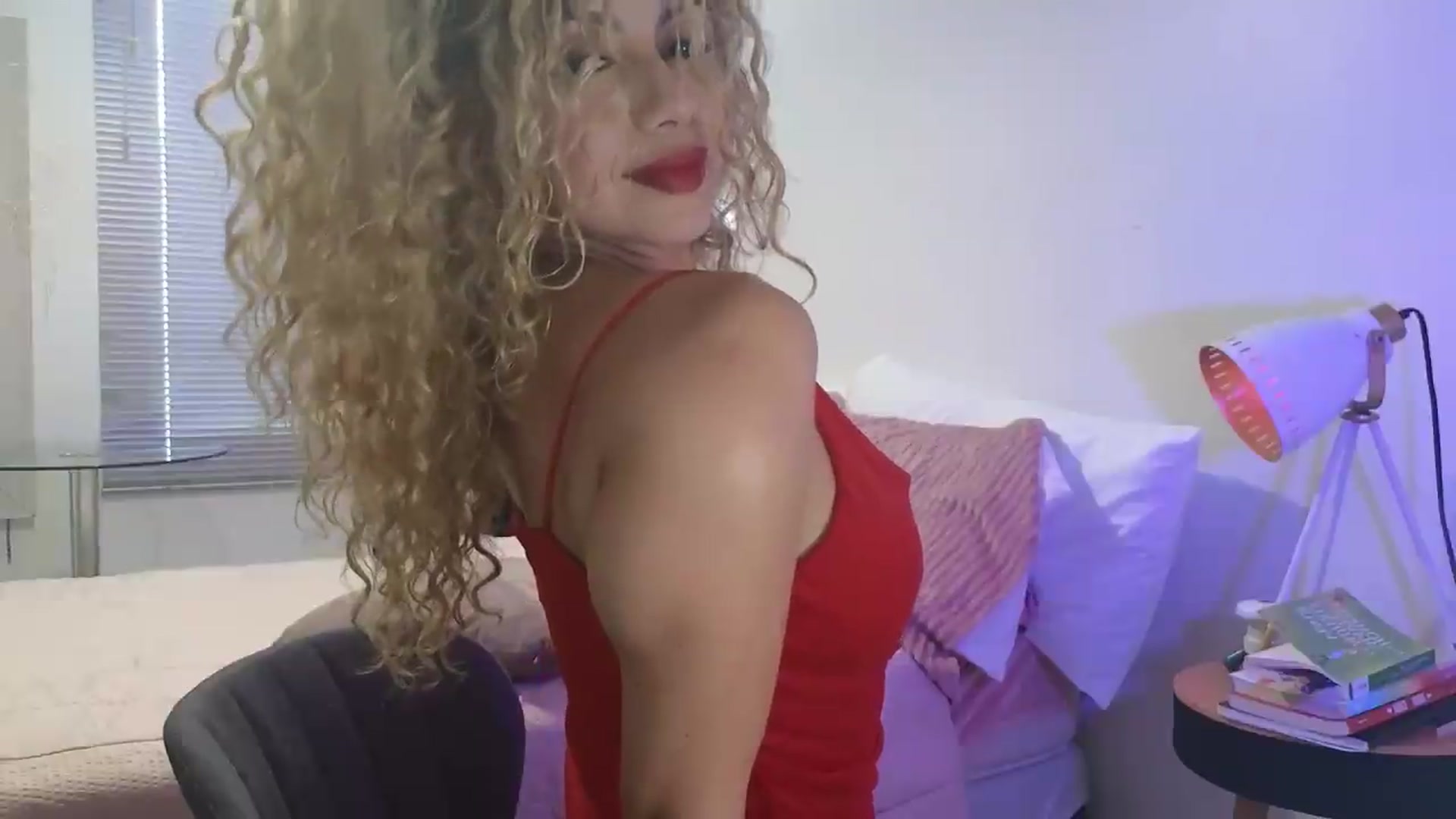 Gallery image thumbnail from Beauty_online's myfreecams stream on, 07/16/2026, 21:20 image 11 of 20