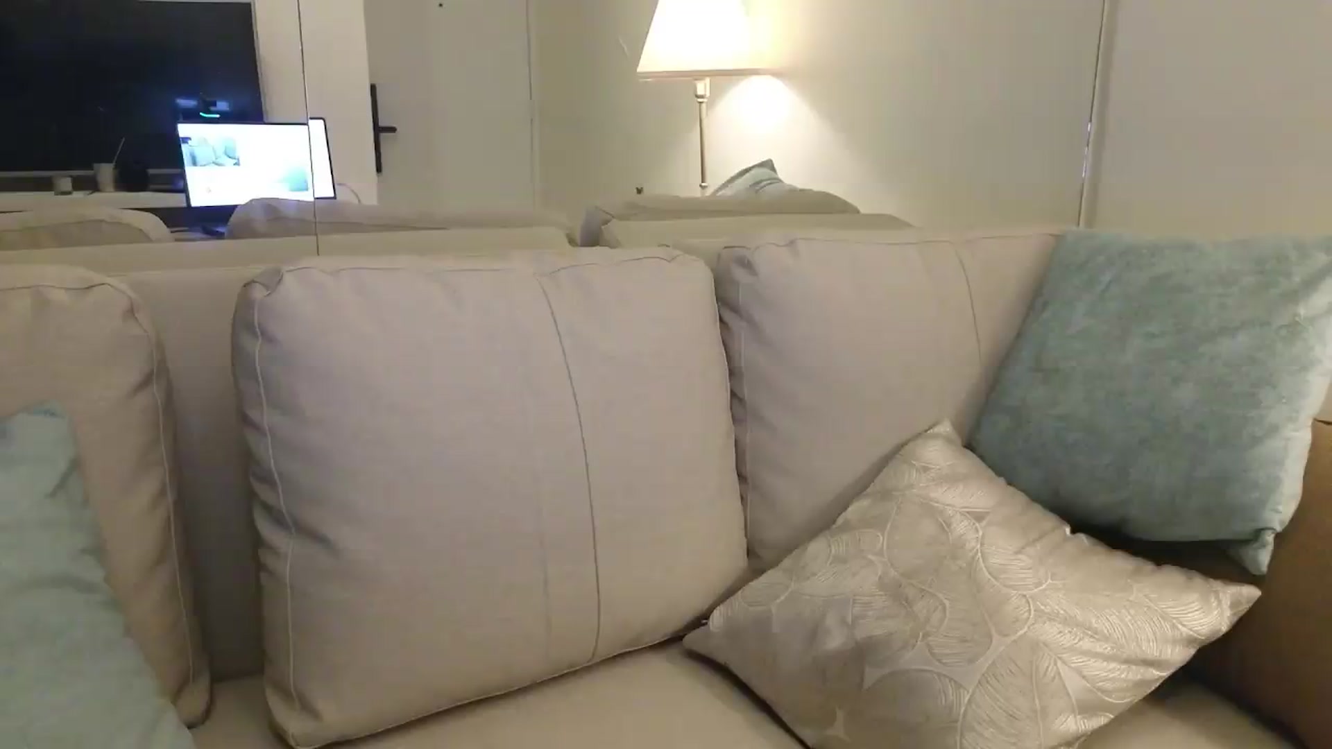 Gallery image thumbnail from Beauty_online's myfreecams stream on, 09/17/2026, 04:13 image 7 of 20
