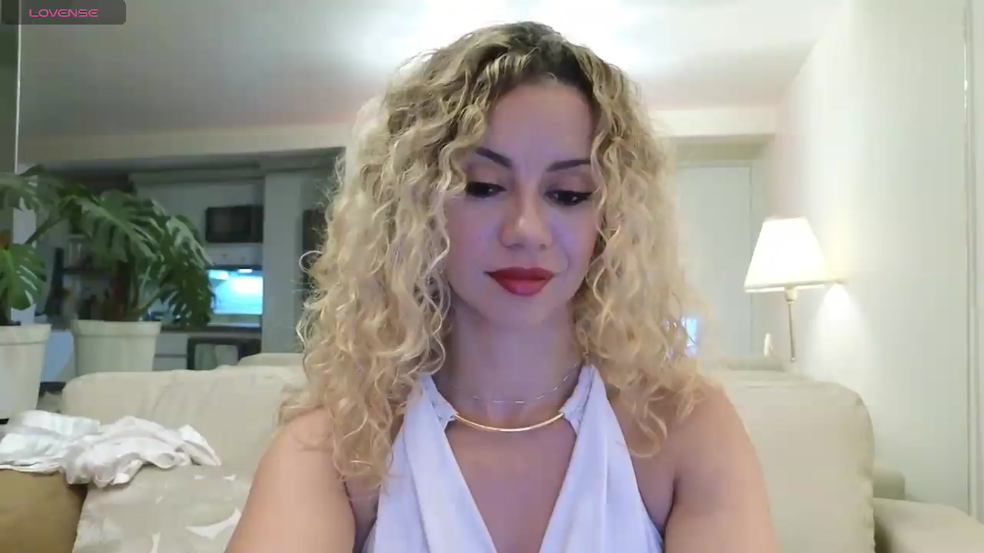 Gallery image thumbnail from Beauty_online's myfreecams stream on, 09/19/2026, 23:36 image 8 of 20