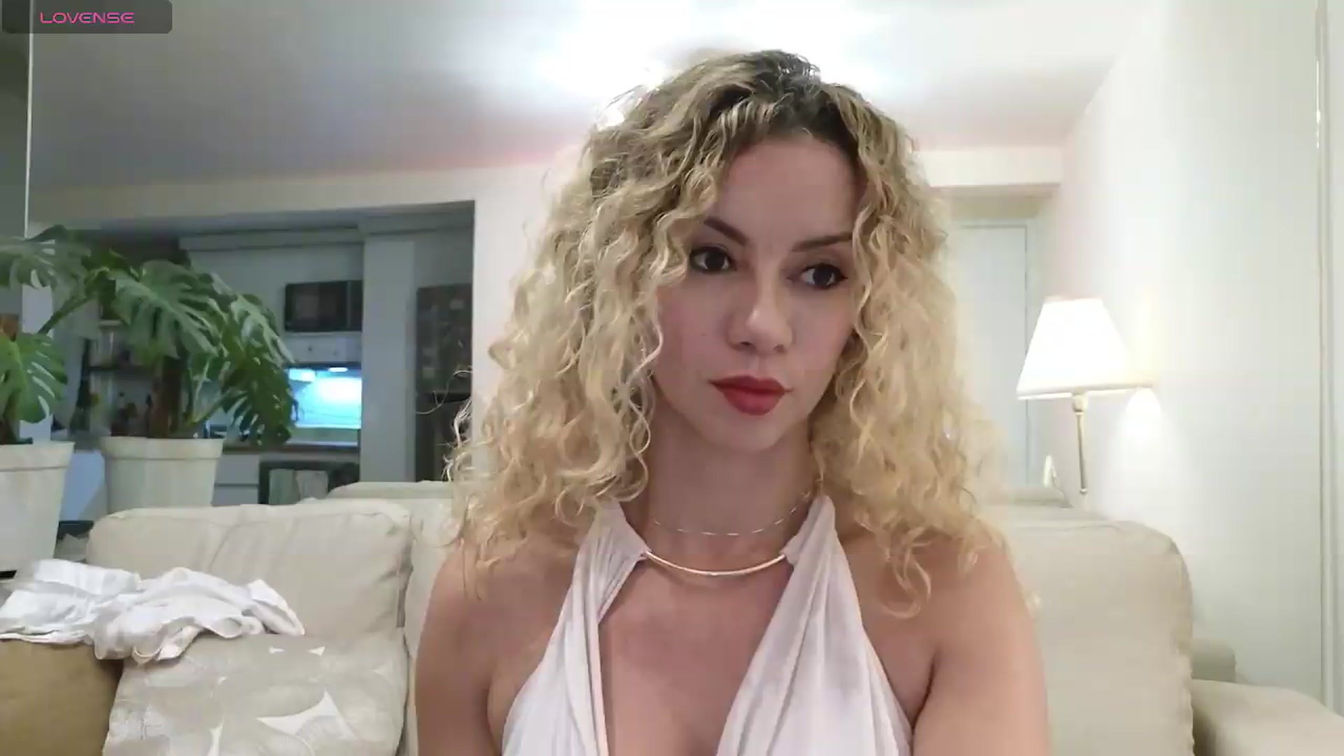 Gallery image thumbnail from Beauty_online's myfreecams stream on, 09/19/2026, 23:36 image 9 of 20
