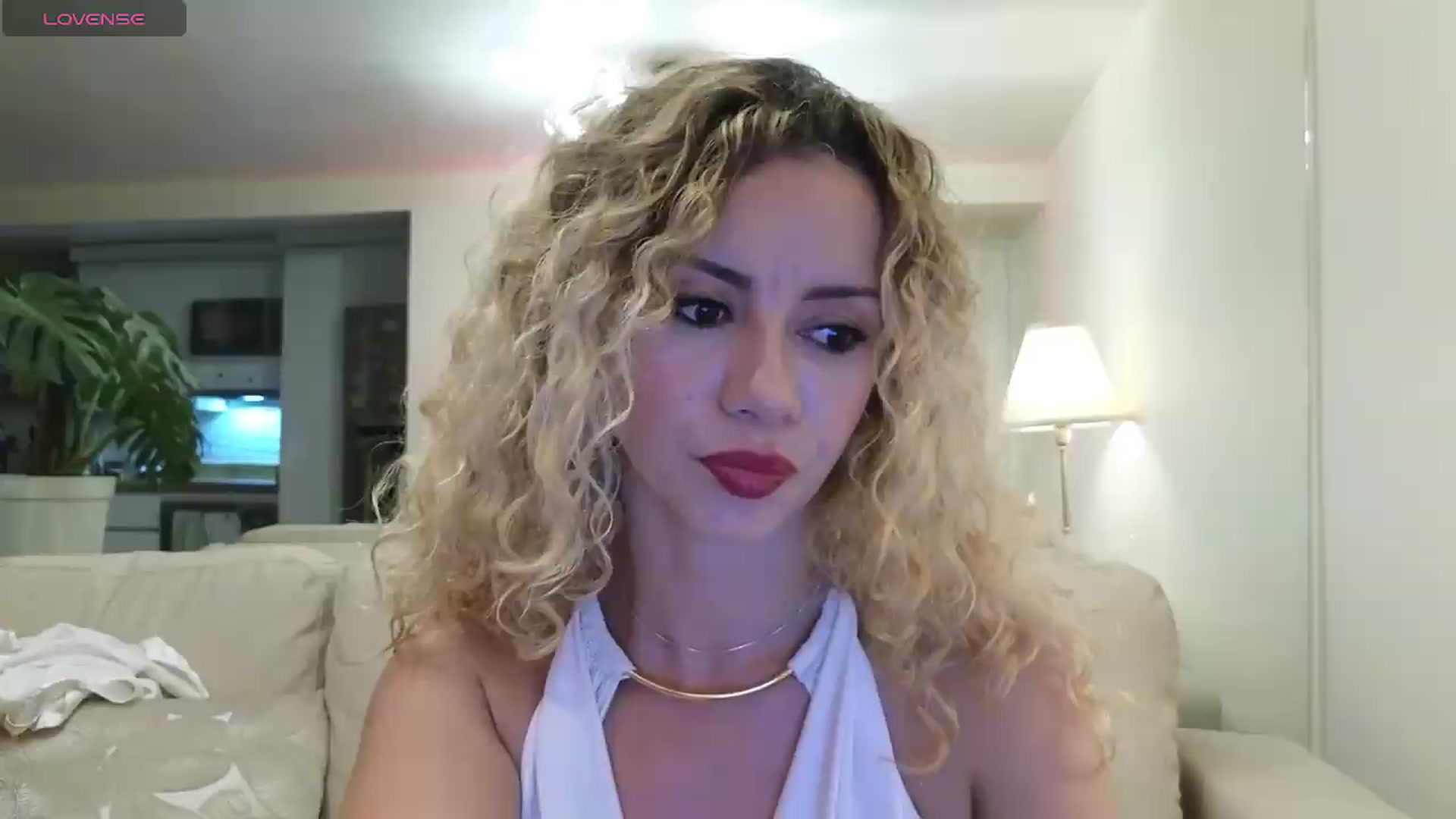 Gallery image thumbnail from Beauty_online's myfreecams stream on, 09/19/2026, 23:36 image 10 of 20