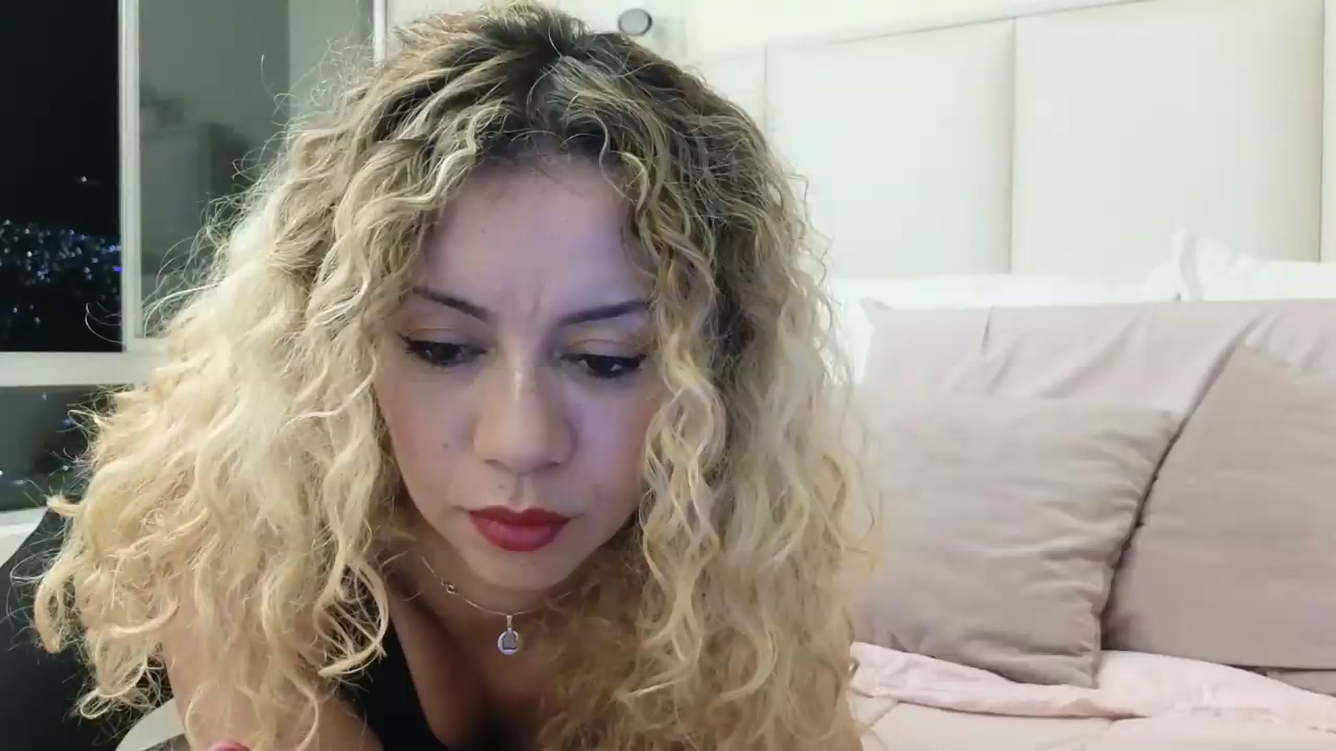 Gallery image thumbnail from Beauty_online's myfreecams stream on, 09/21/2026, 24:55 image 20 of 20