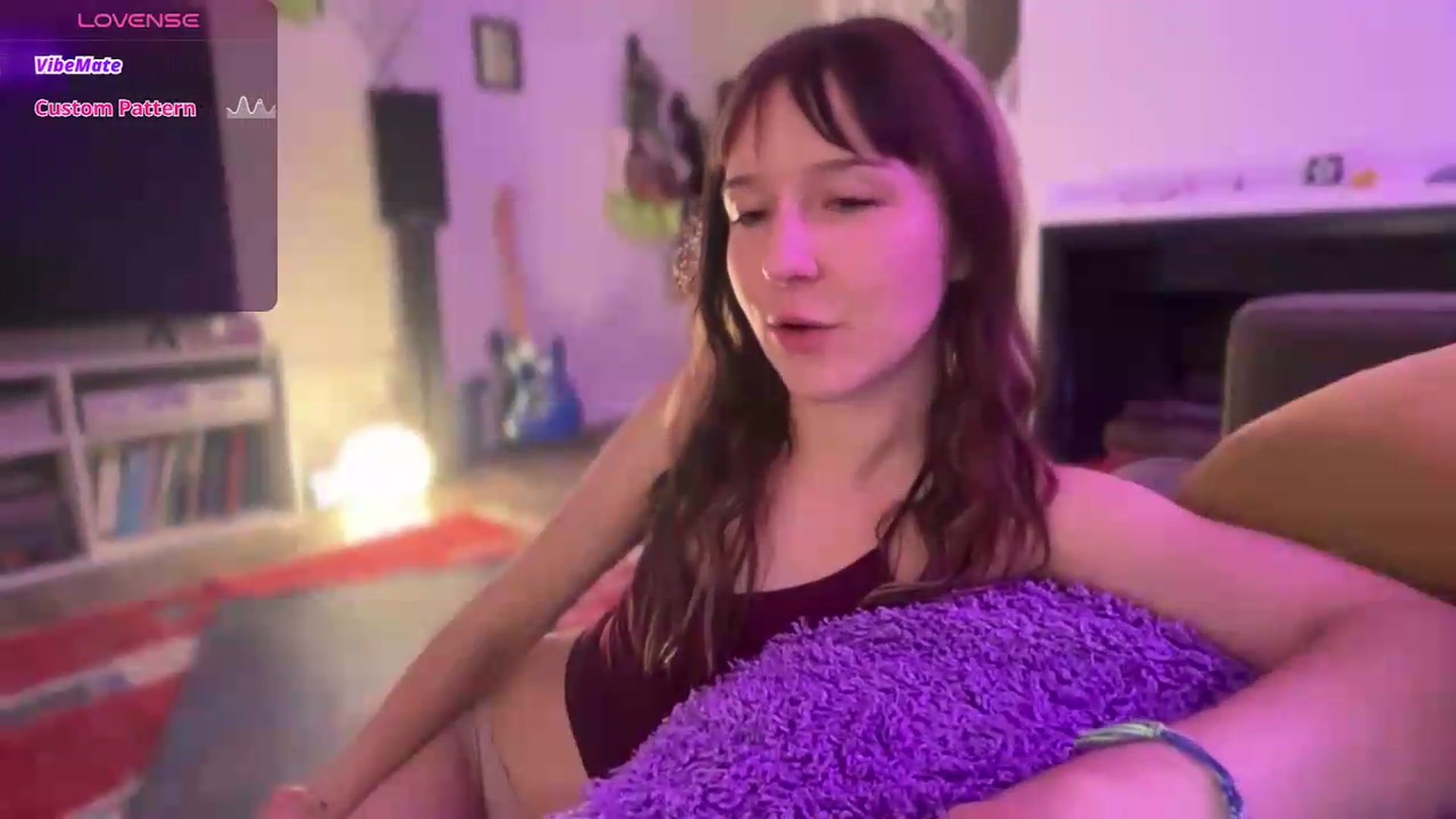 Gallery image thumbnail from Bebeface's myfreecams stream on, 08/04/2026, 03:01 image 4 of 20
