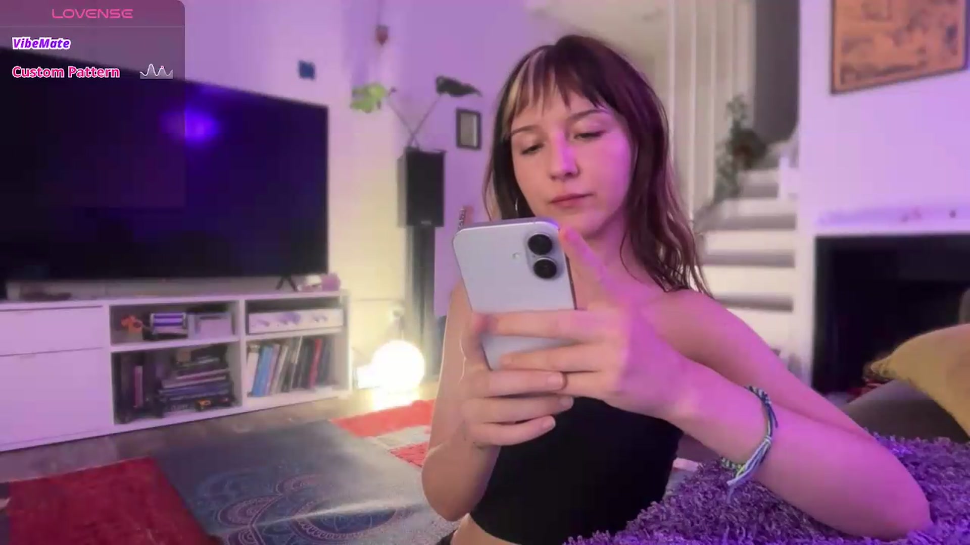 Gallery image thumbnail from Bebeface's myfreecams stream on, 08/05/2026, 03:01 image 16 of 20