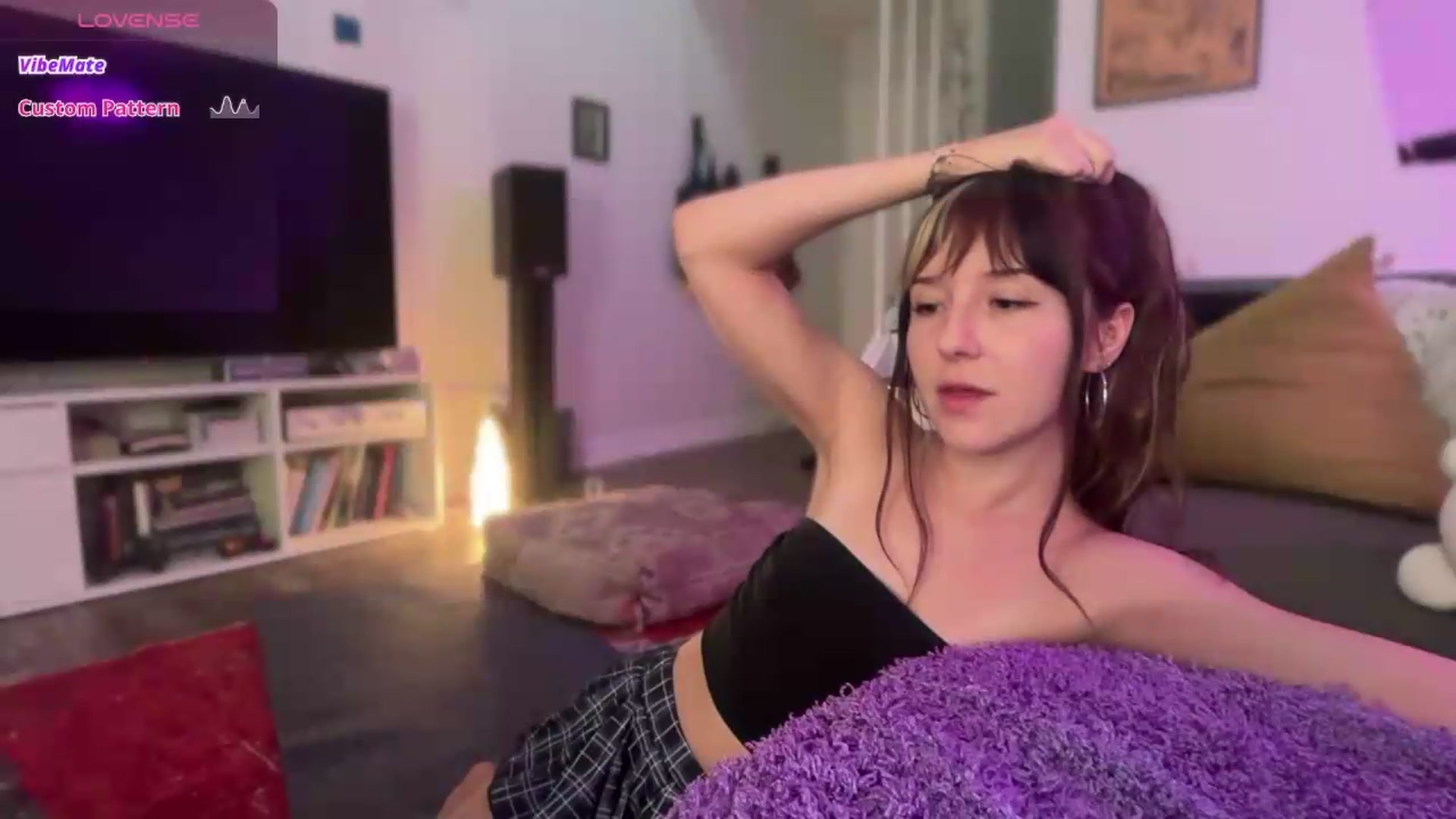 Gallery image thumbnail from Bebeface's myfreecams stream on, 08/28/2026, 04:11 image 2 of 20