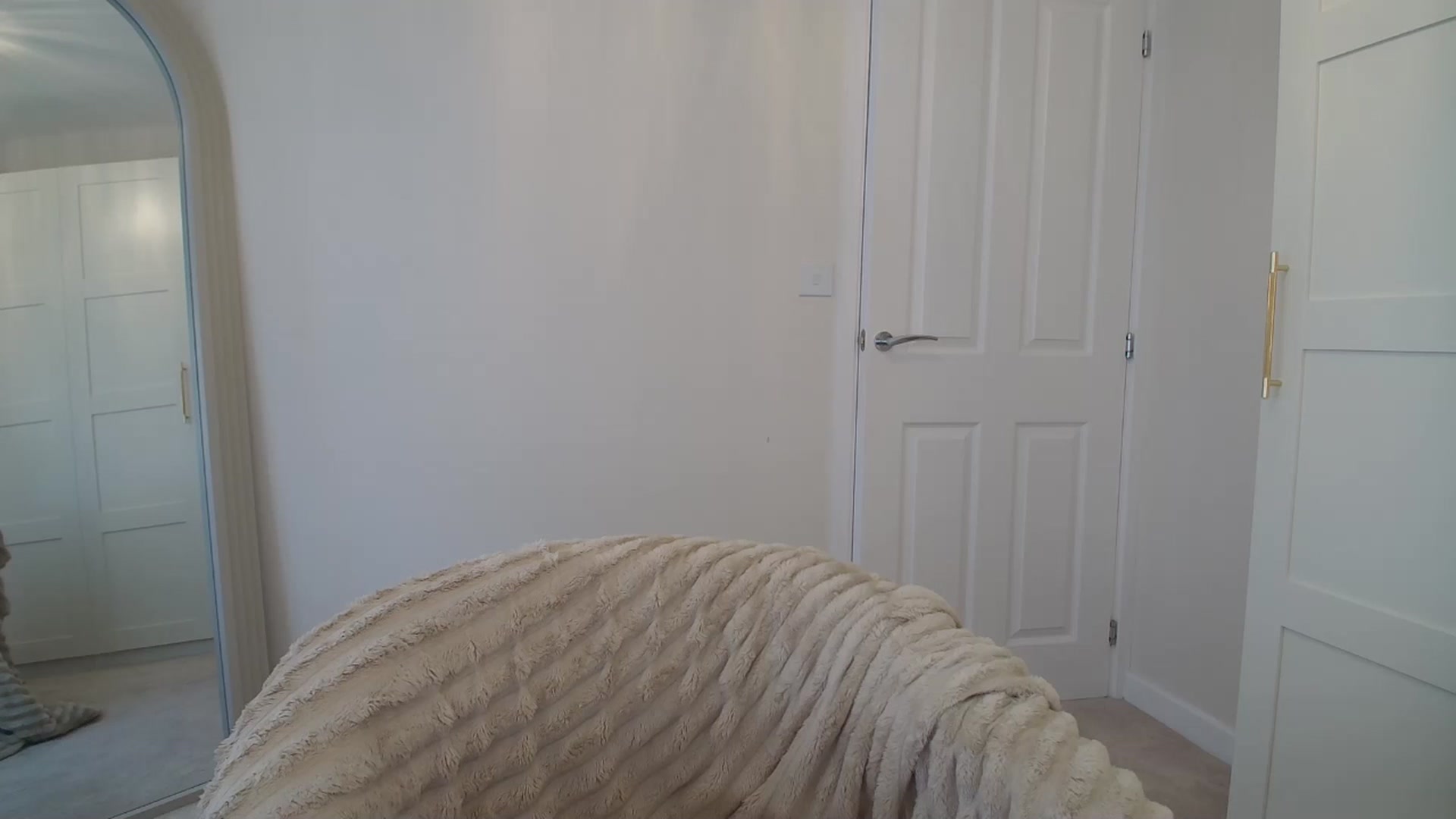 Gallery image thumbnail from BeccaBelle's myfreecams stream on, 04/12/2026, 12:20 image 6 of 20