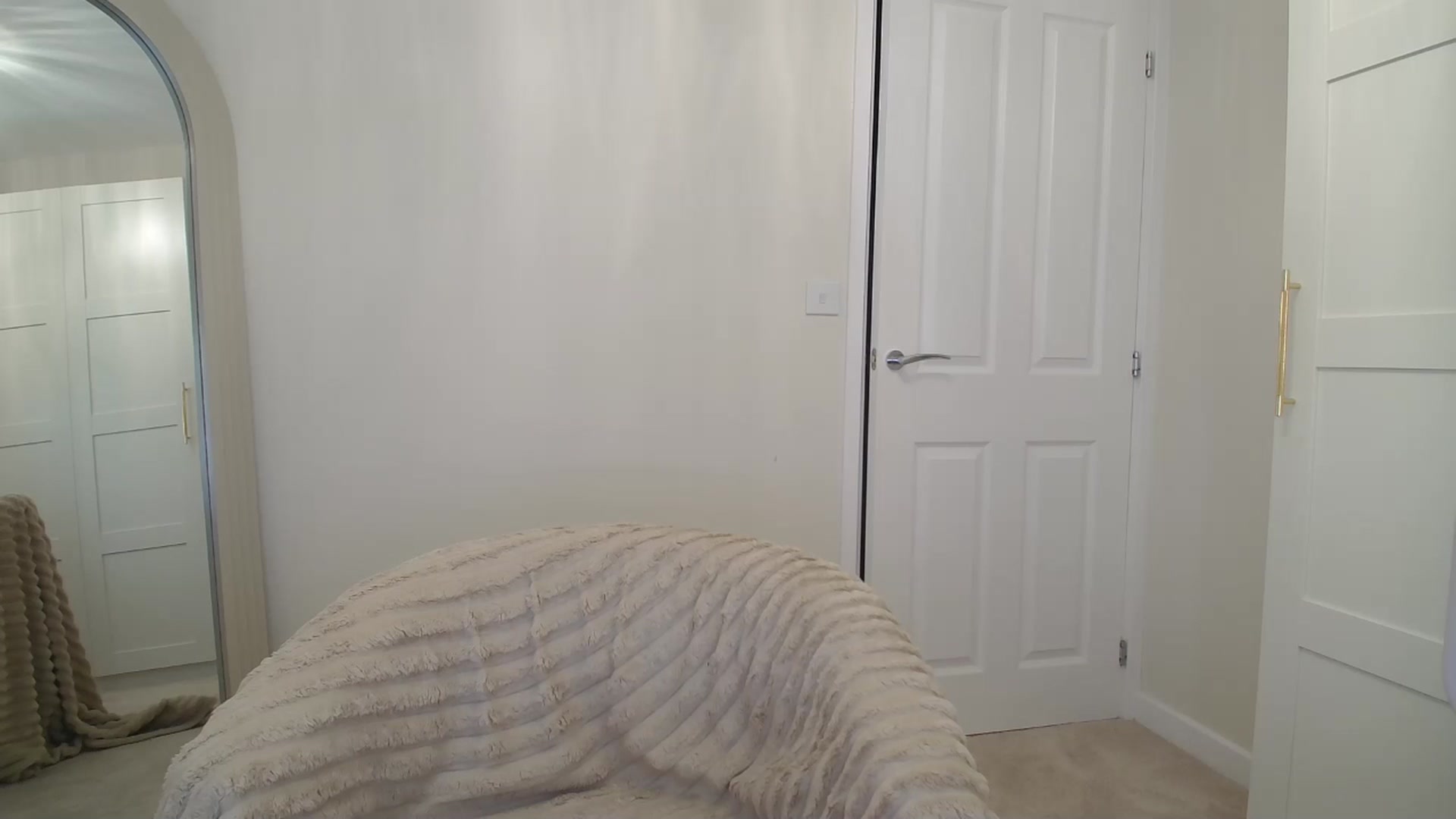 Gallery image thumbnail from BeccaBelle's myfreecams stream on, 04/14/2026, 24:22 image 11 of 20