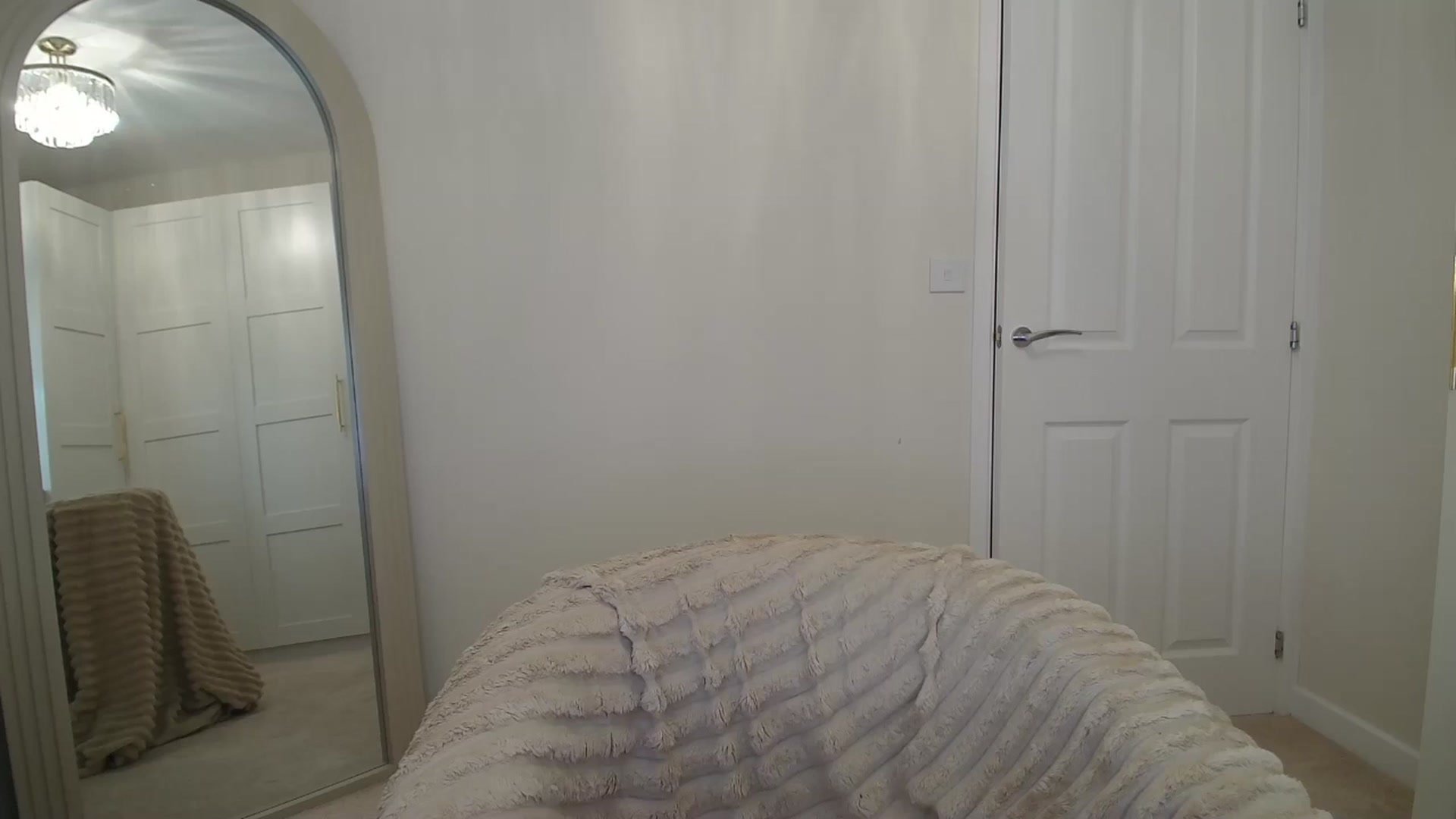 Gallery image thumbnail from BeccaBelle's myfreecams stream on, 04/14/2026, 21:20 image 10 of 20