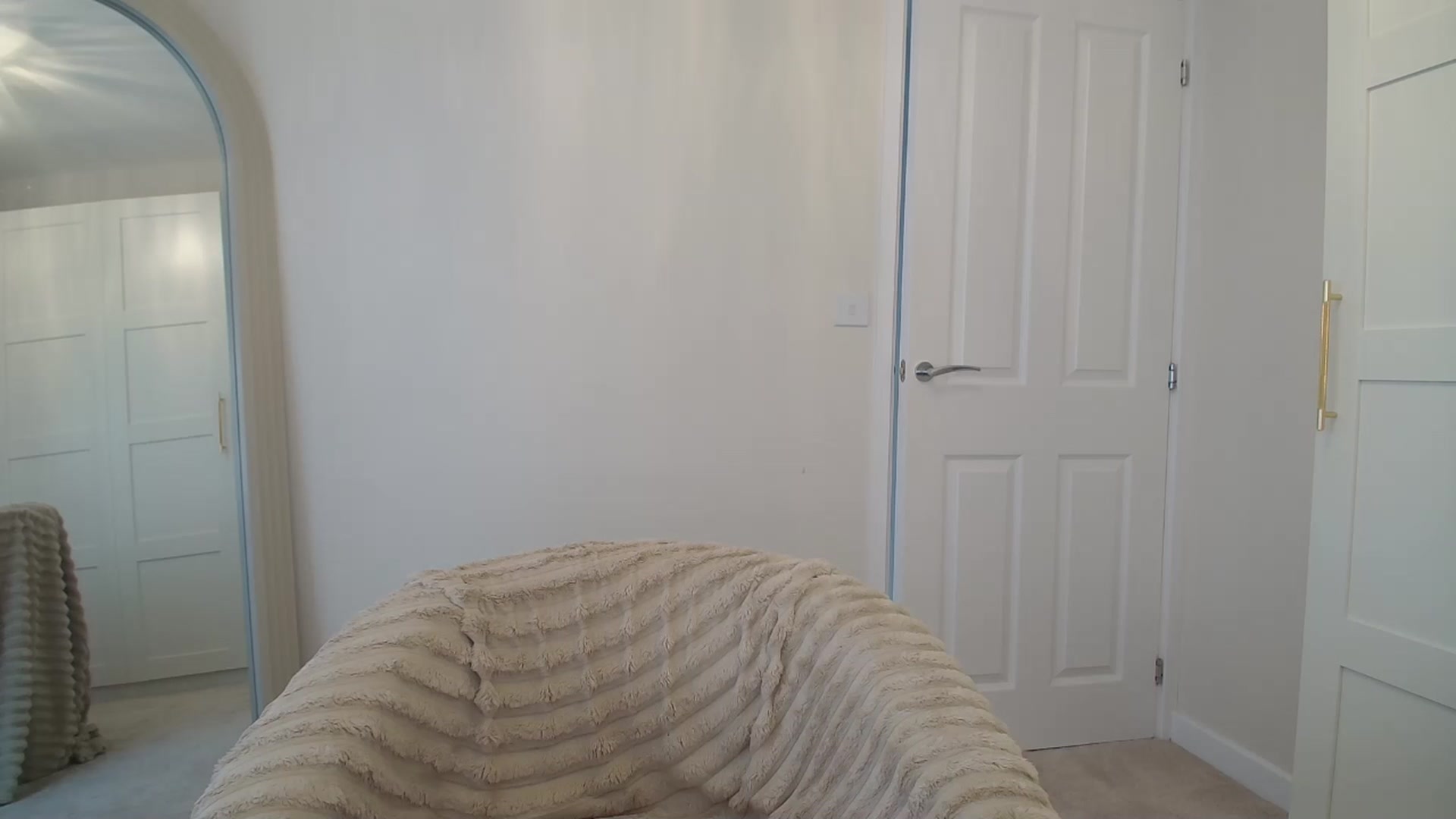 Gallery image thumbnail from BeccaBelle's myfreecams stream on, 04/15/2026, 14:36 image 8 of 20