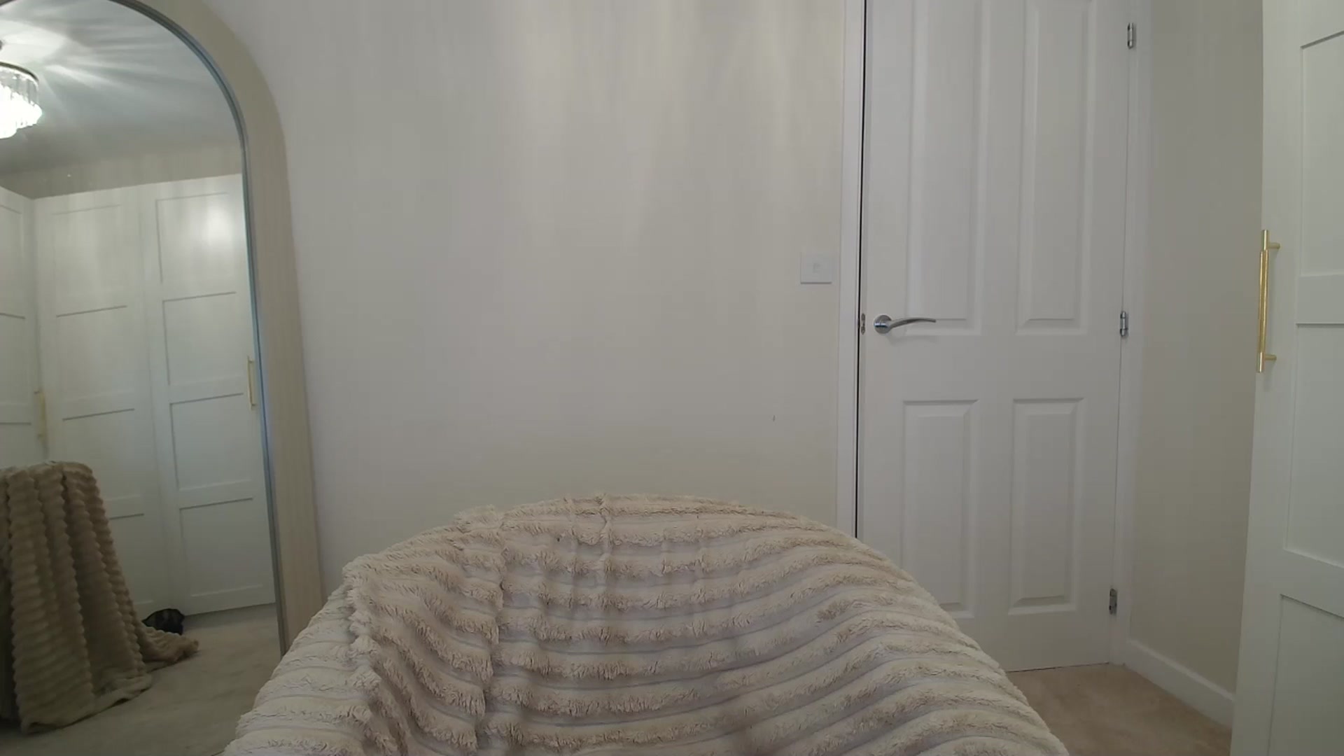 Gallery image thumbnail from BeccaBelle's myfreecams stream on, 04/17/2026, 22:05 image 6 of 20