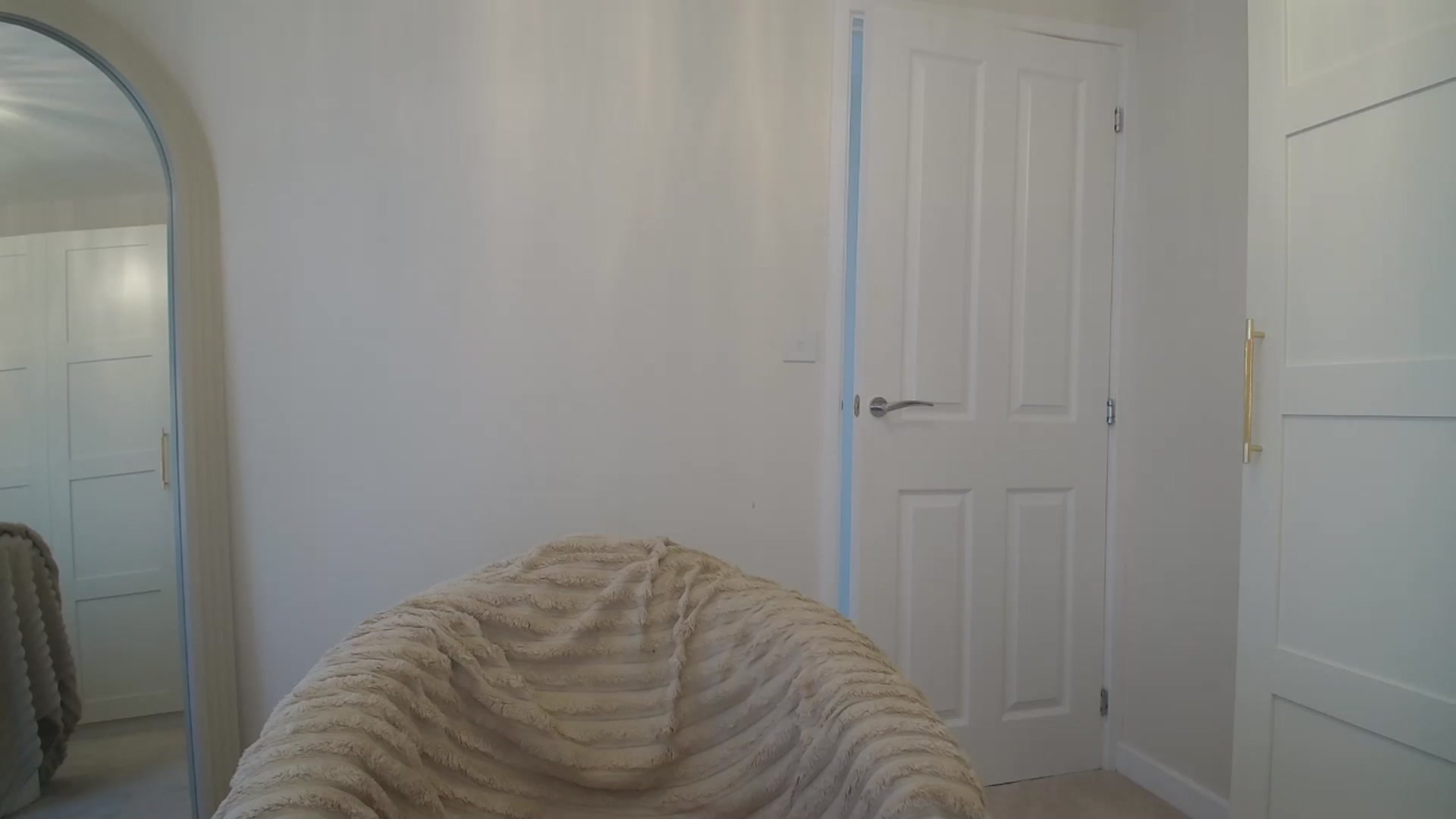 Gallery image thumbnail from BeccaBelle's myfreecams stream on, 04/23/2026, 15:03 image 4 of 20