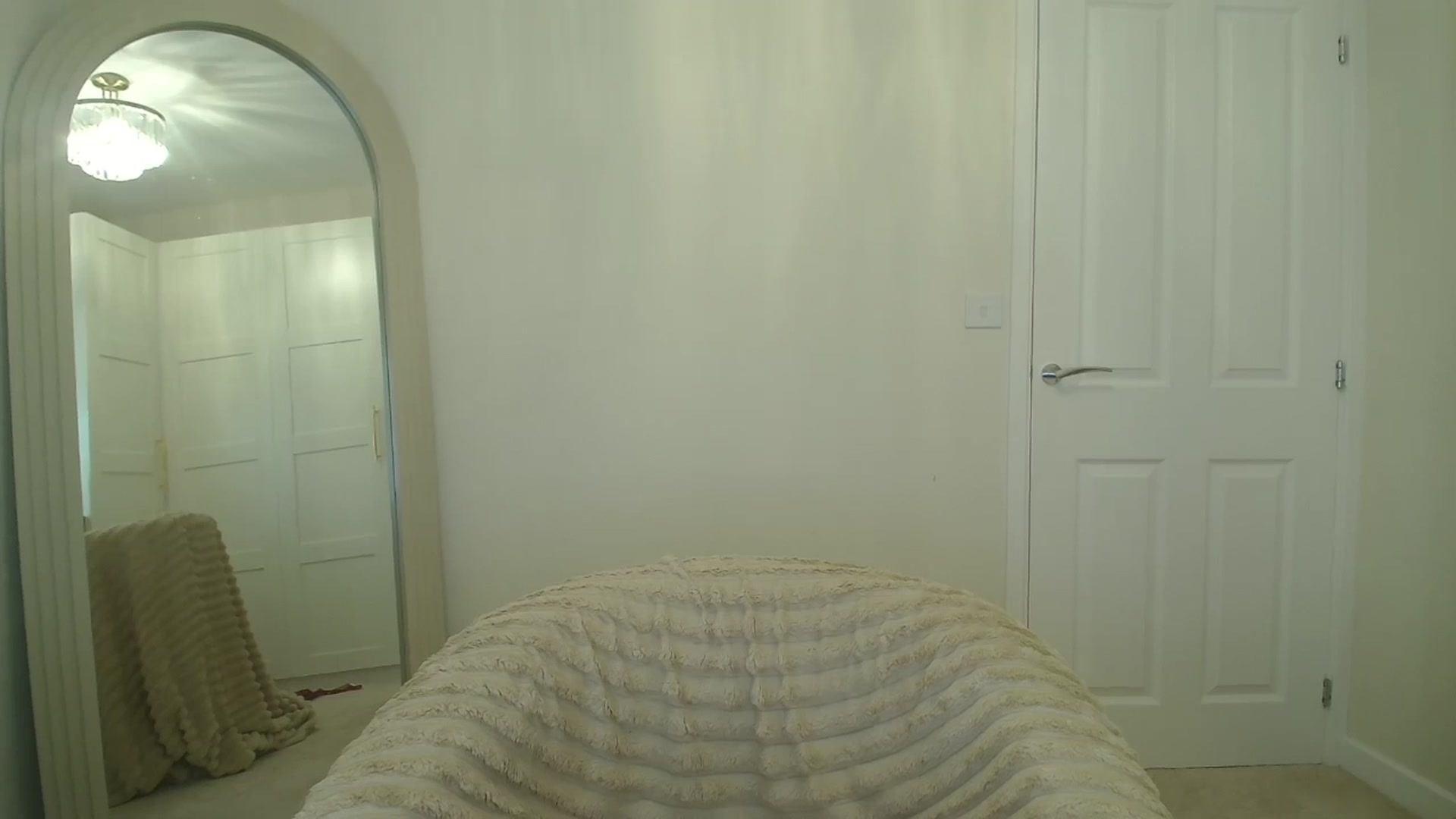 Gallery image thumbnail from BeccaBelle's myfreecams stream on, 04/26/2026, 22:35 image 17 of 20