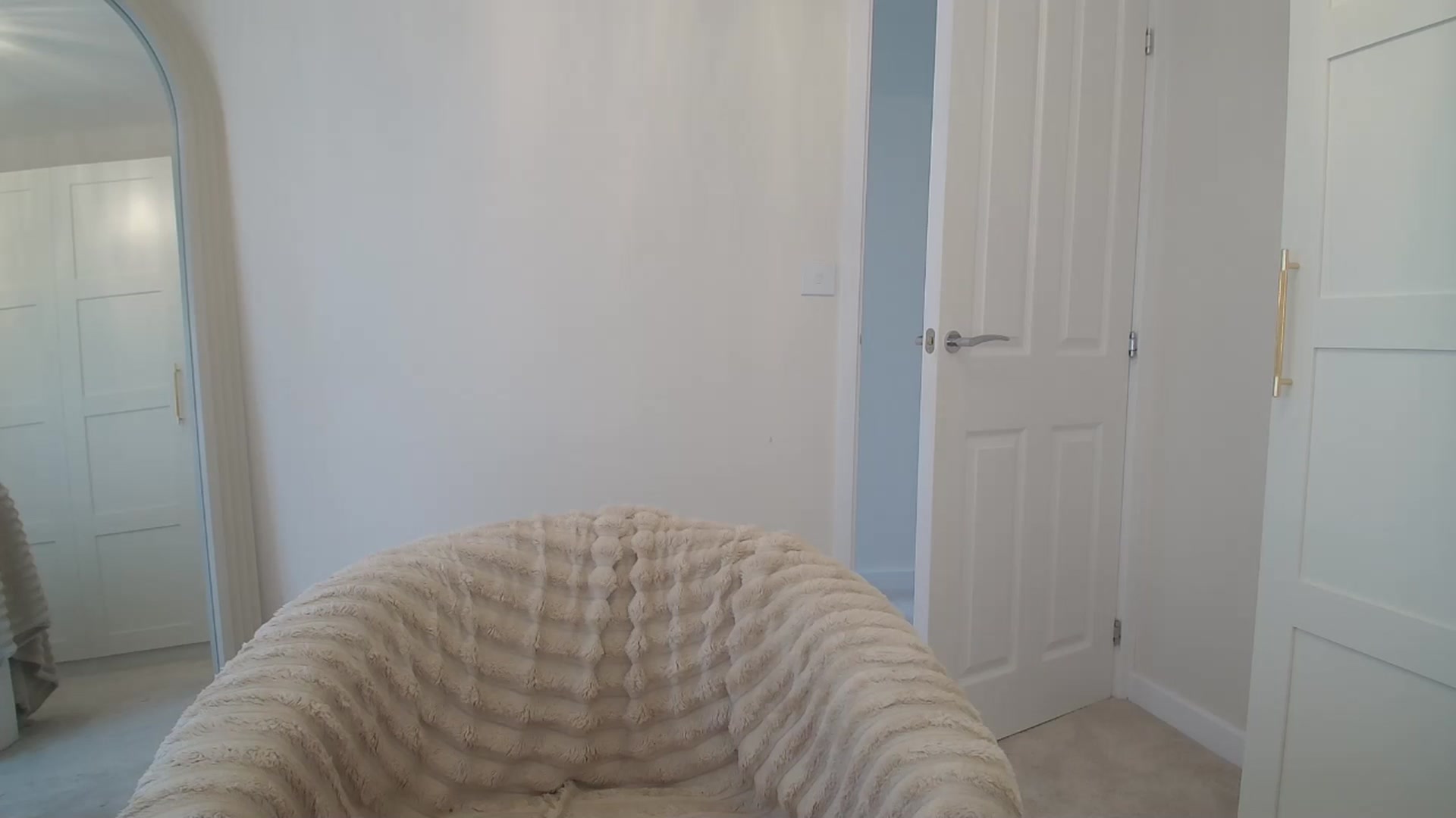 Gallery image thumbnail from BeccaBelle's myfreecams stream on, 04/28/2026, 13:27 image 18 of 20