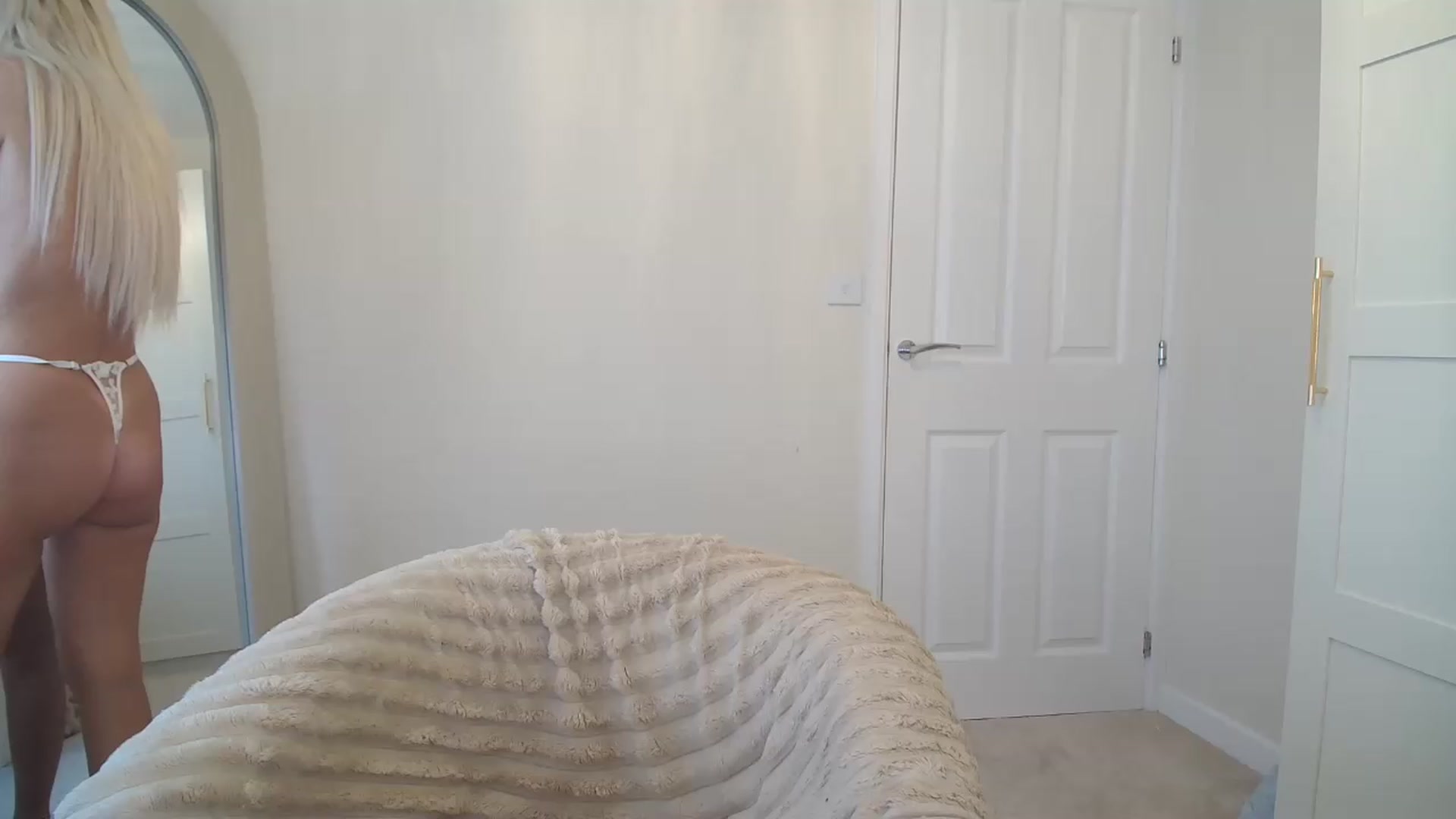 Gallery image thumbnail from BeccaBelle's myfreecams stream on, 06/12/2026, 16:08 image 19 of 20