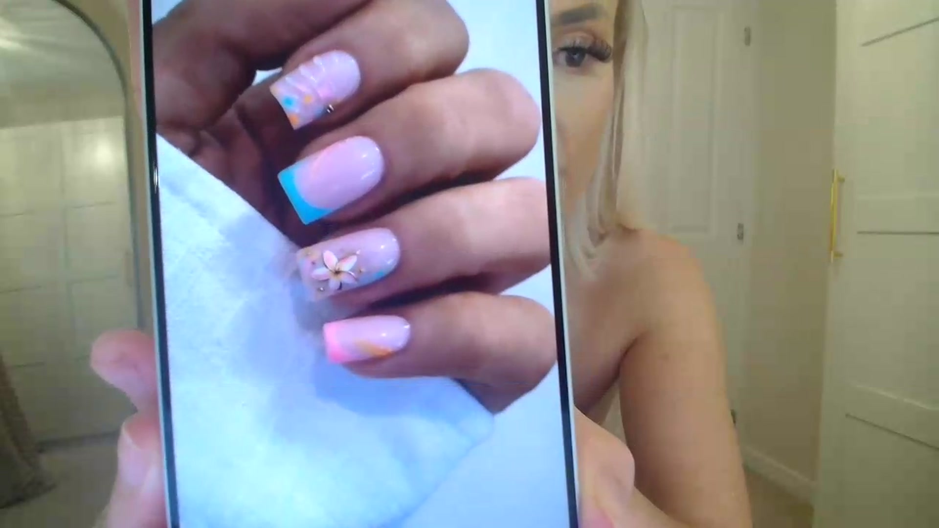 Gallery image thumbnail from BeccaBelle's myfreecams stream on, 06/14/2026, 22:15 image 3 of 20