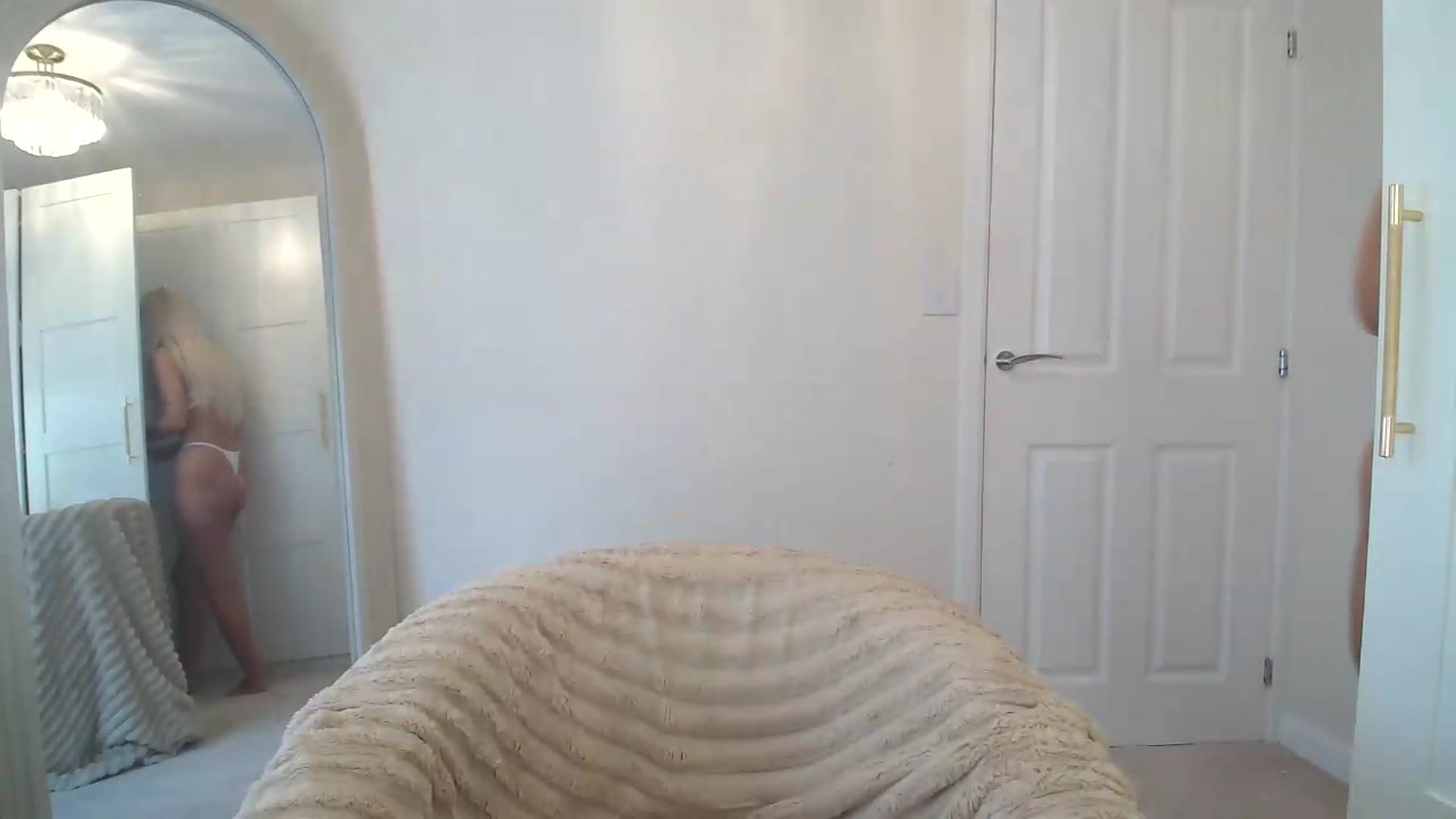 Gallery image thumbnail from BeccaBelle's myfreecams stream on, 06/16/2026, 13:16 image 7 of 20