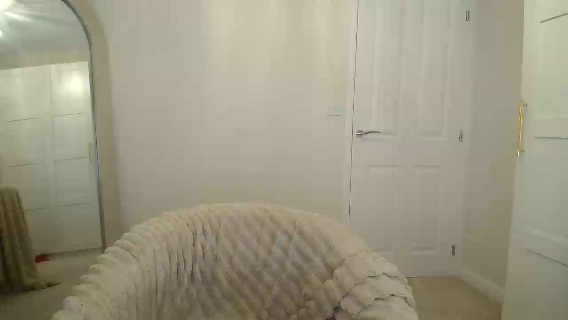 Gallery image thumbnail from BeccaBelle's myfreecams stream on, 06/19/2026, 23:48 image 19 of 20