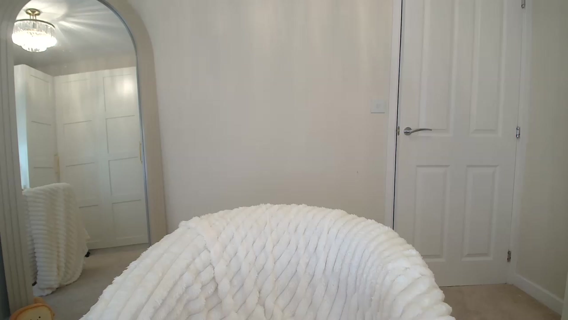 Gallery image thumbnail from BeccaBelle's myfreecams stream on, 07/20/2026, 20:47 image 4 of 20