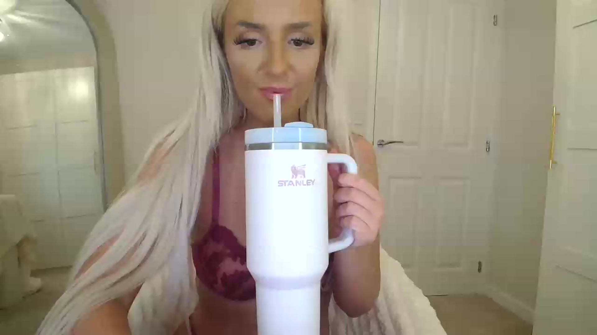 Gallery image thumbnail from BeccaBelle's myfreecams stream on, 08/07/2026, 21:42 image 8 of 20