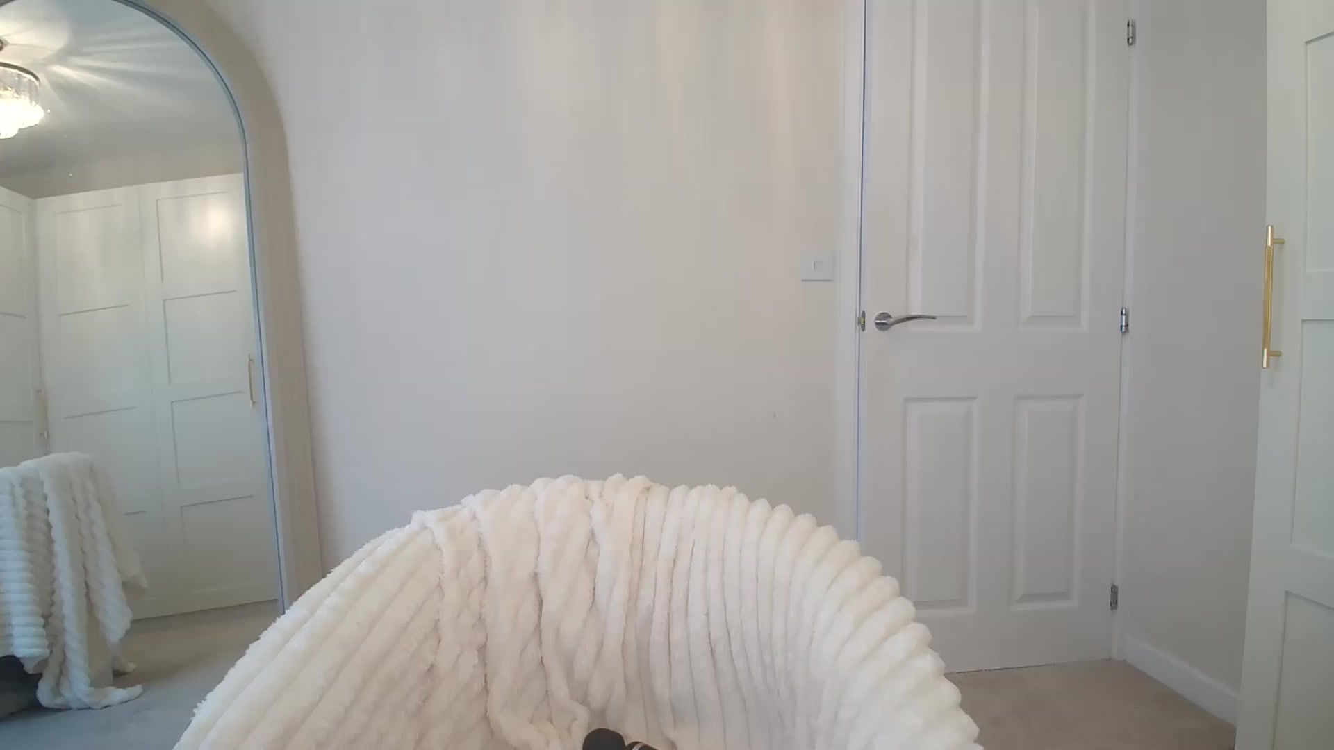 Gallery image thumbnail from BeccaBelle's myfreecams stream on, 08/16/2026, 13:52 image 11 of 20