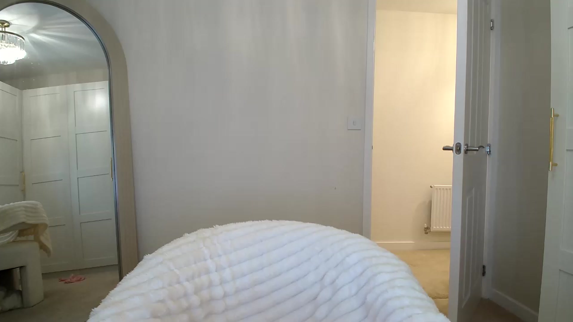 Gallery image thumbnail from BeccaBelle's myfreecams stream on, 08/18/2026, 02:09 image 15 of 20