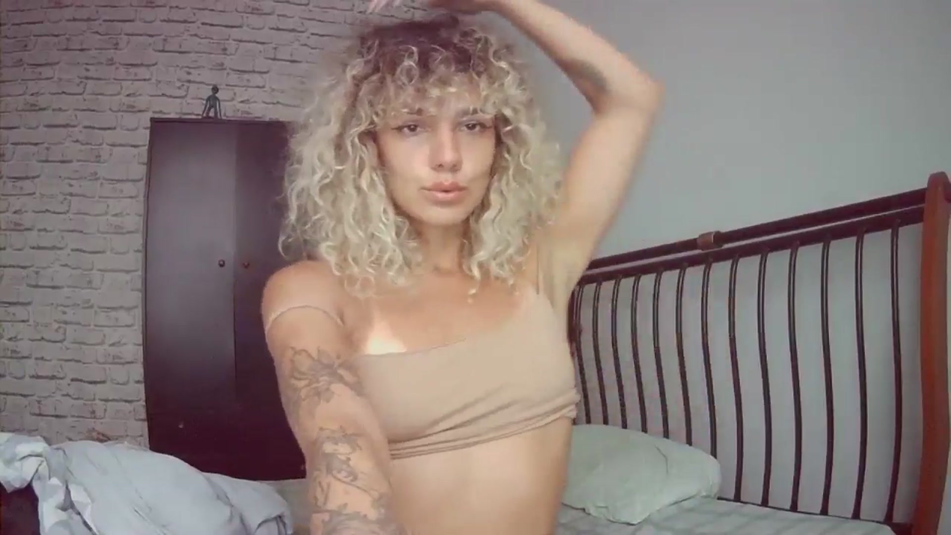 Gallery image thumbnail from BeckJones's myfreecams stream on, 05/26/2024, 13:01 image 5 of 20