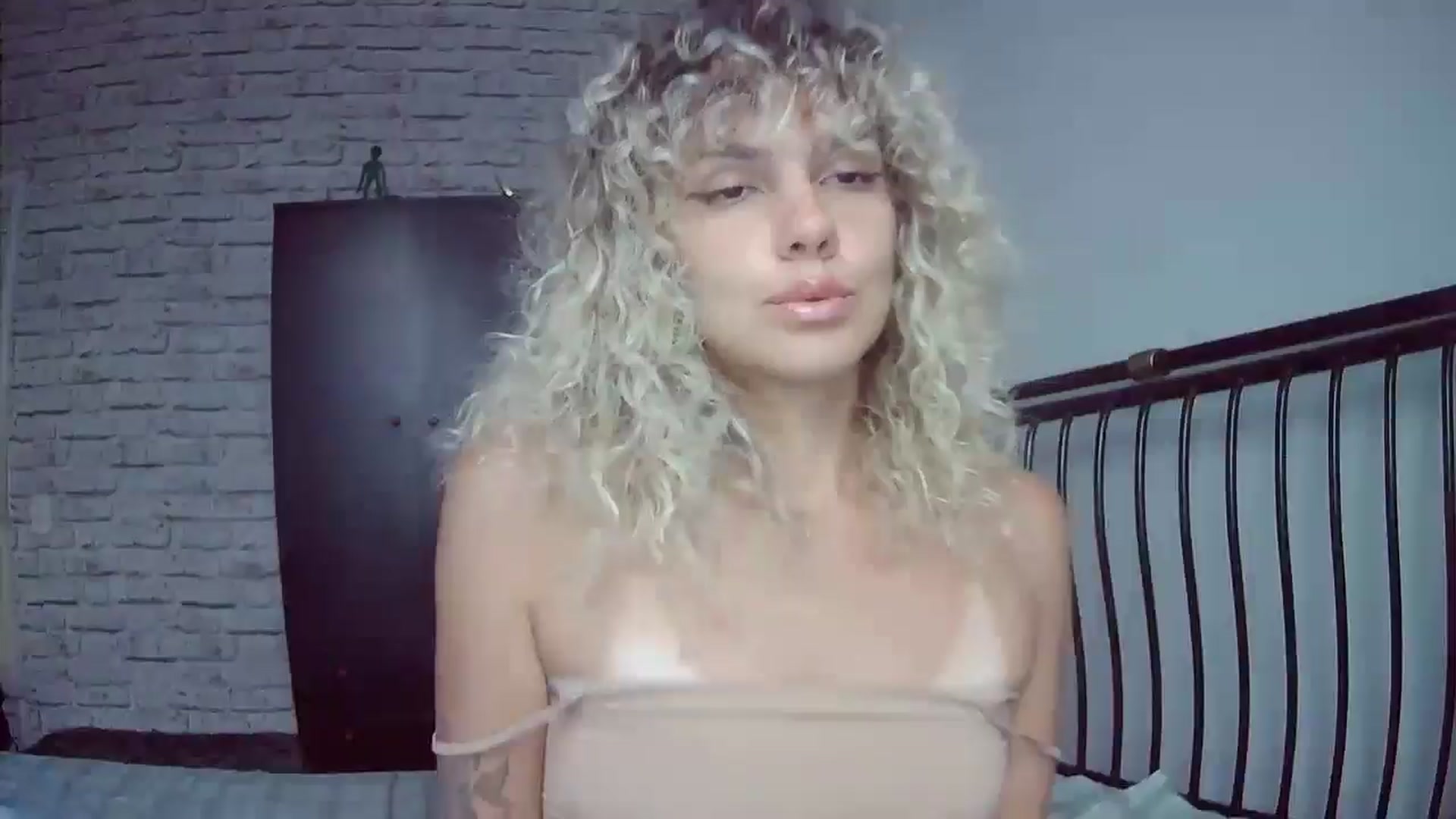 Gallery image thumbnail from BeckJones's myfreecams stream on, 06/02/2024, 13:00 image 1 of 20
