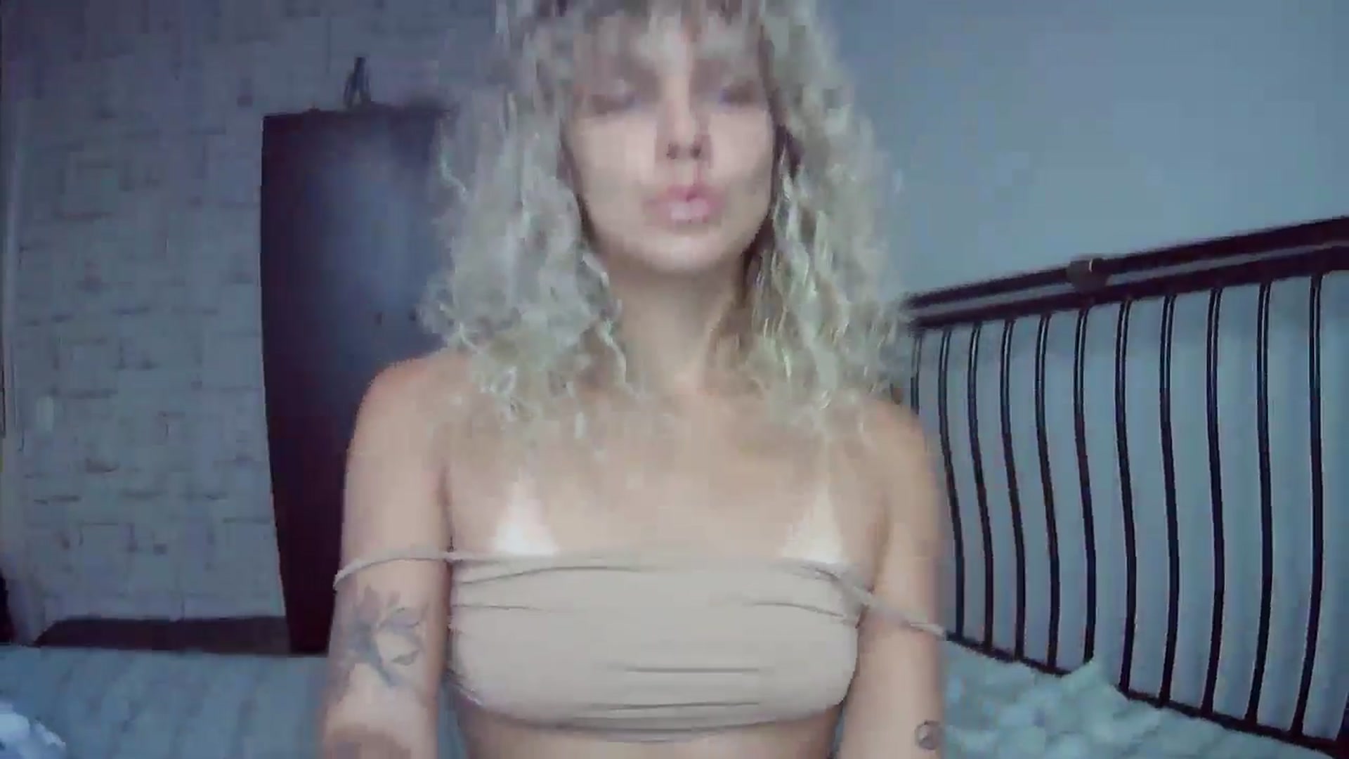 Gallery image thumbnail from BeckJones's myfreecams stream on, 06/02/2024, 13:00 image 3 of 20