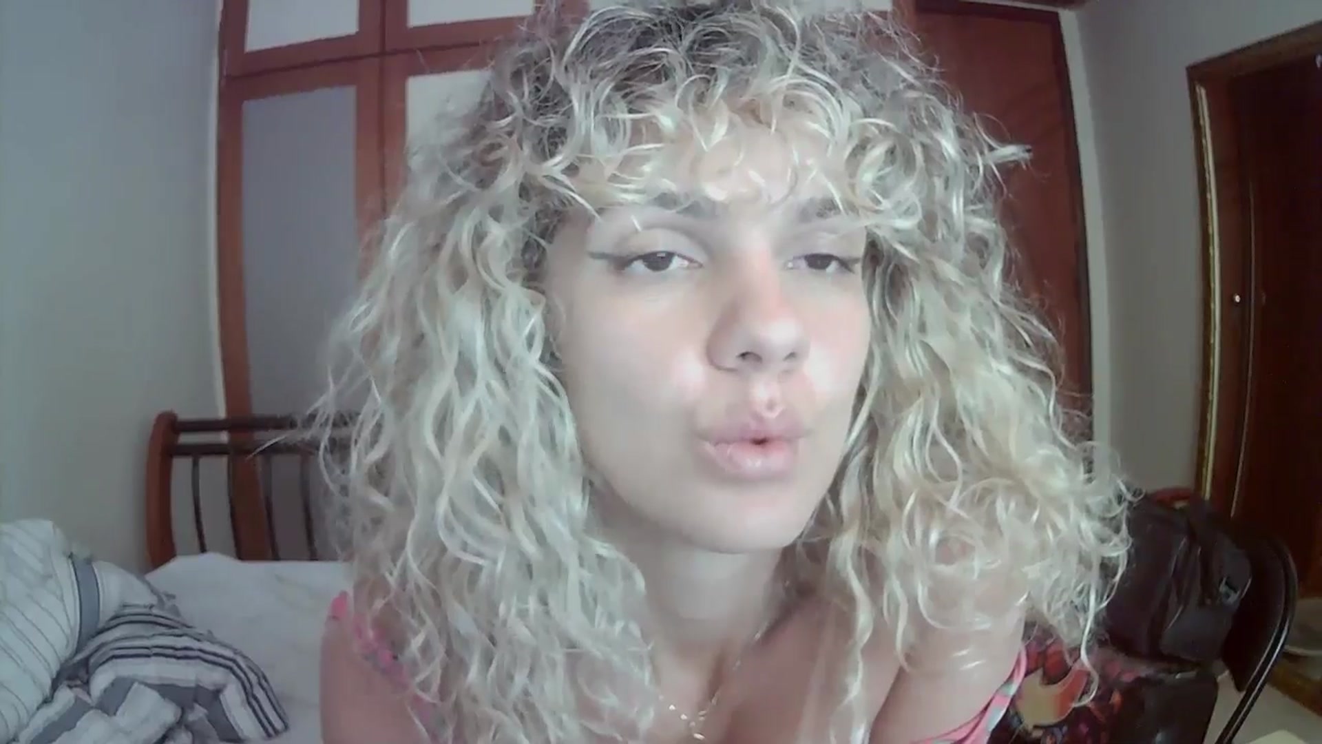 Gallery image thumbnail from BeckJones's myfreecams stream on, 10/17/2024, 14:58 image 2 of 20