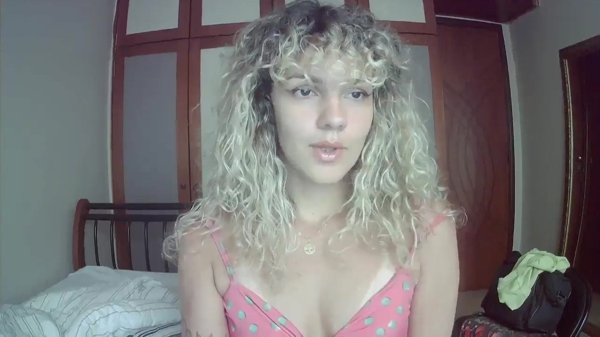 Gallery image thumbnail from BeckJones's myfreecams stream on, 10/18/2024, 10:43 image 15 of 20