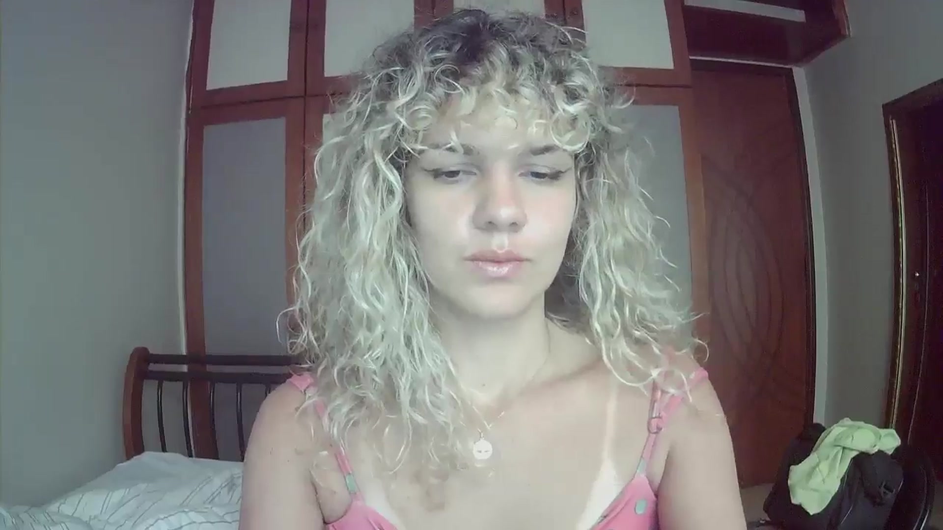 Gallery image thumbnail from BeckJones's myfreecams stream on, 10/18/2024, 10:43 image 11 of 20