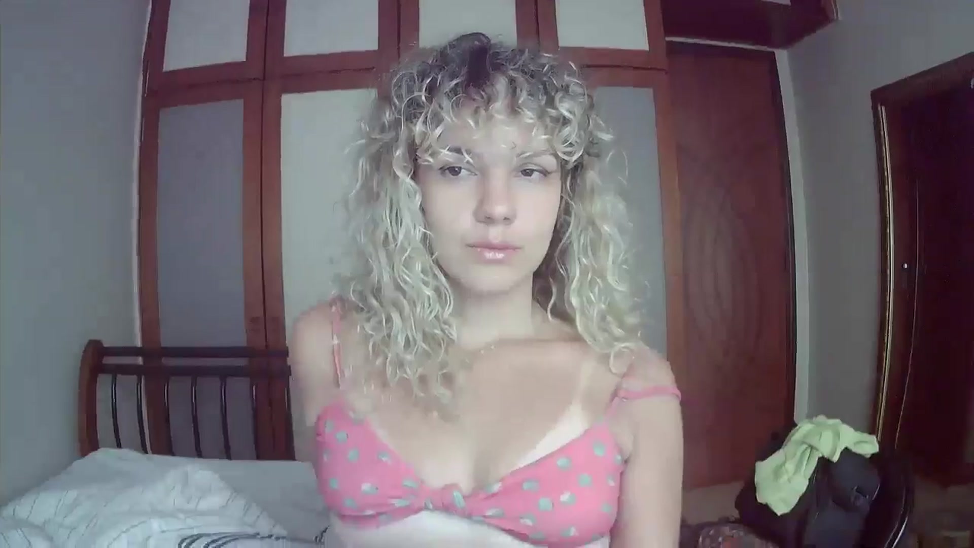 Gallery image thumbnail from BeckJones's myfreecams stream on, 10/18/2024, 11:12 image 11 of 20