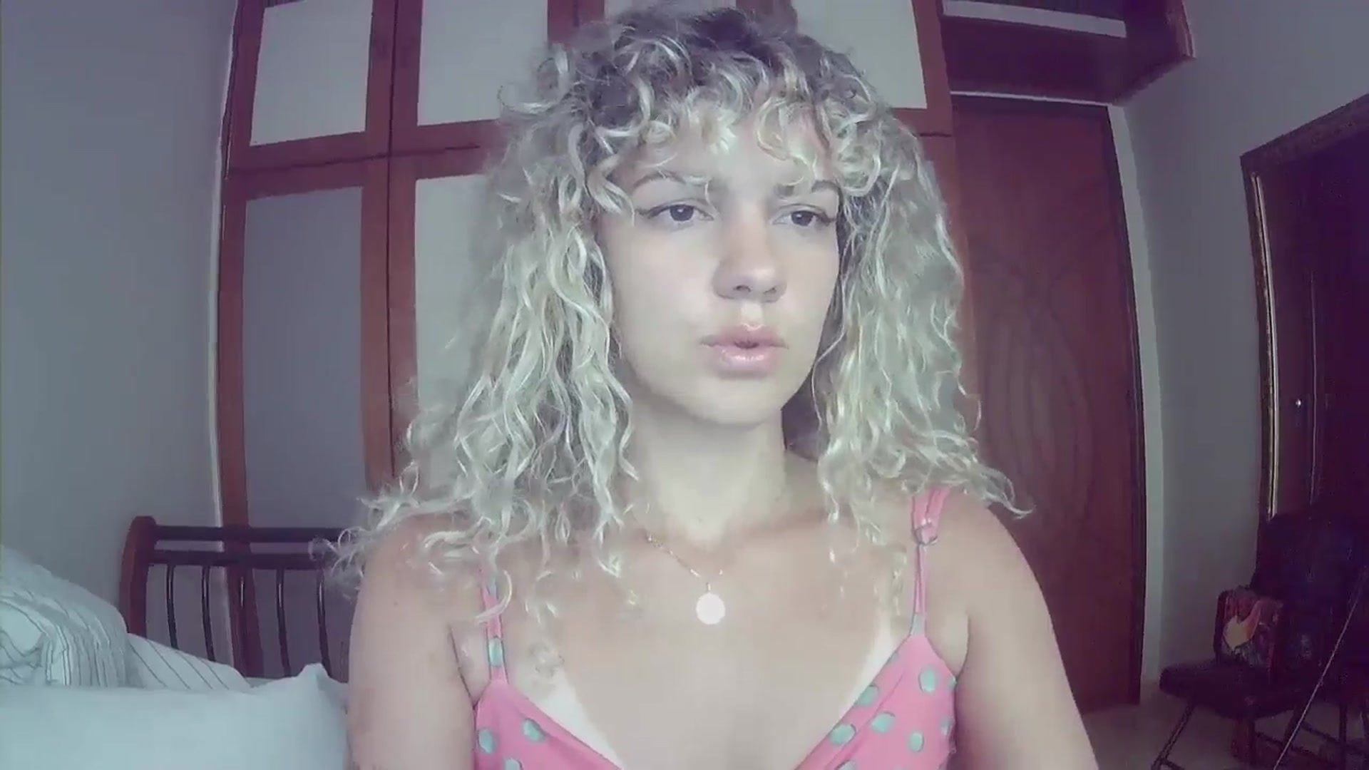 Gallery image thumbnail from BeckJones's myfreecams stream on, 10/20/2024, 15:02 image 10 of 20