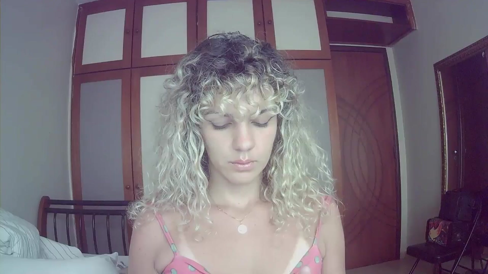 Gallery image thumbnail from BeckJones's myfreecams stream on, 10/20/2024, 15:21 image 8 of 20