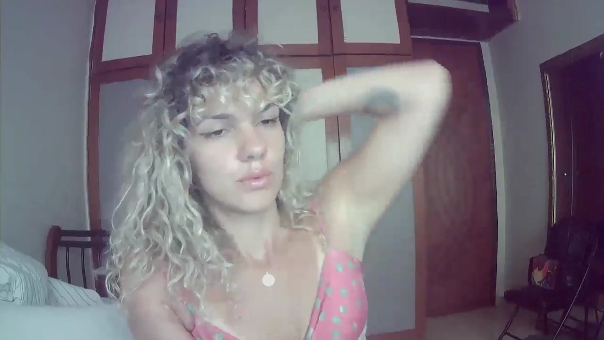 Gallery image thumbnail from BeckJones's myfreecams stream on, 10/20/2024, 15:21 image 7 of 20