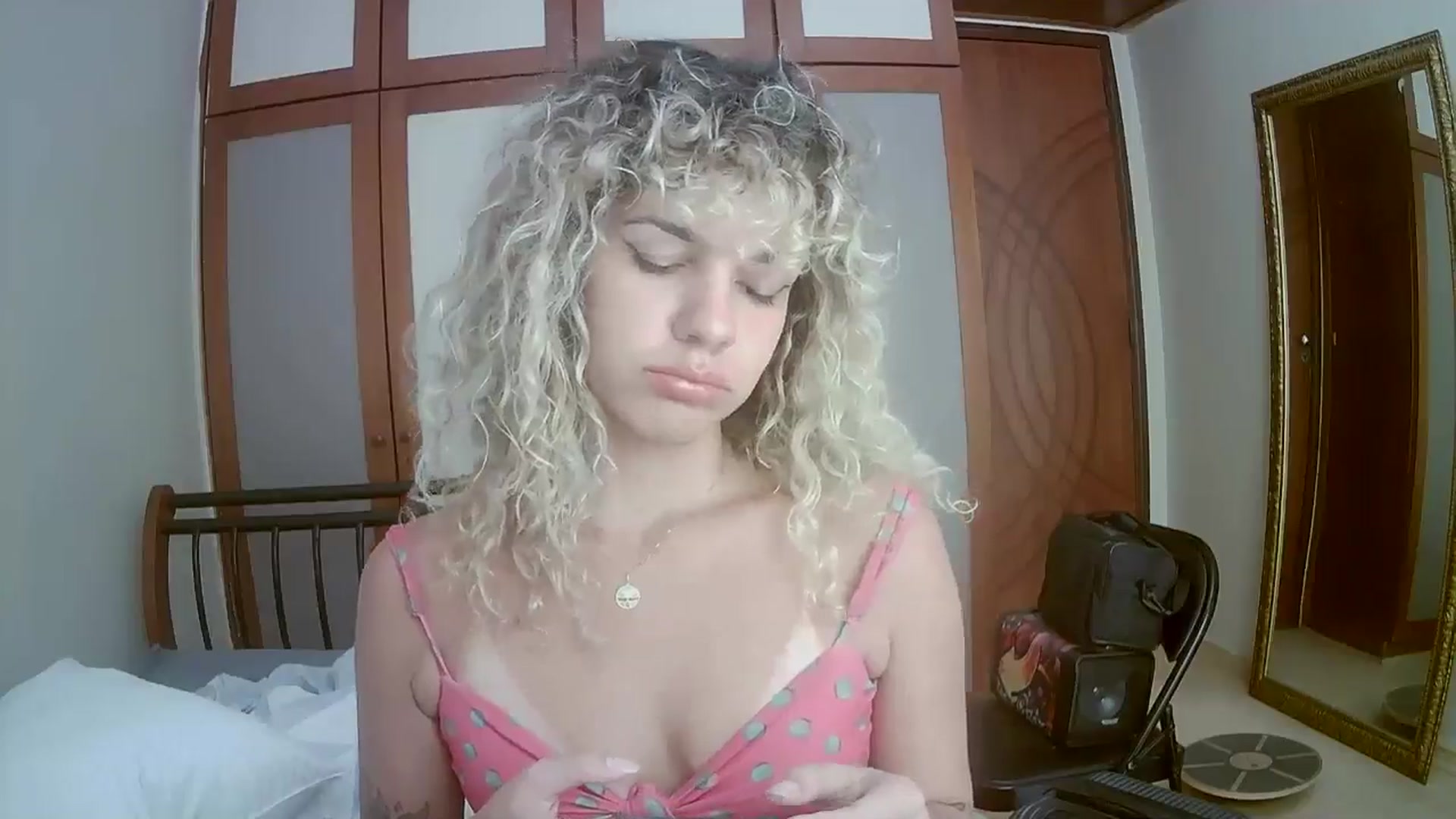 Gallery image thumbnail from BeckJones's myfreecams stream on, 10/23/2024, 15:39 image 20 of 20