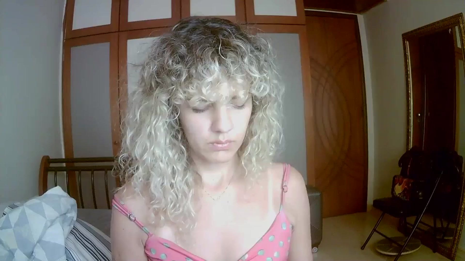 Gallery image thumbnail from BeckJones's myfreecams stream on, 10/26/2024, 13:41 image 14 of 20