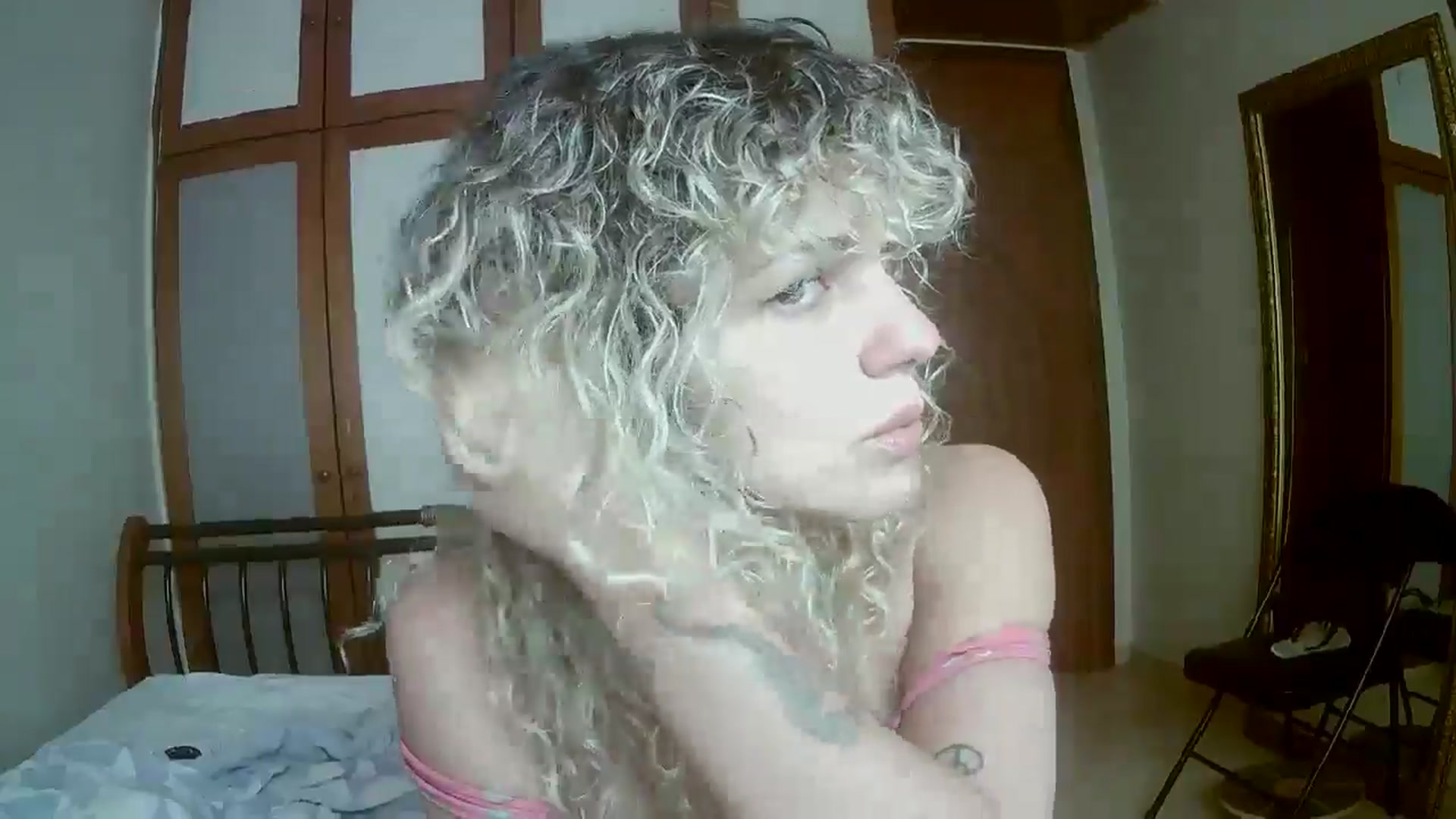 Gallery image thumbnail from BeckJones's myfreecams stream on, 11/17/2024, 13:42 image 18 of 20