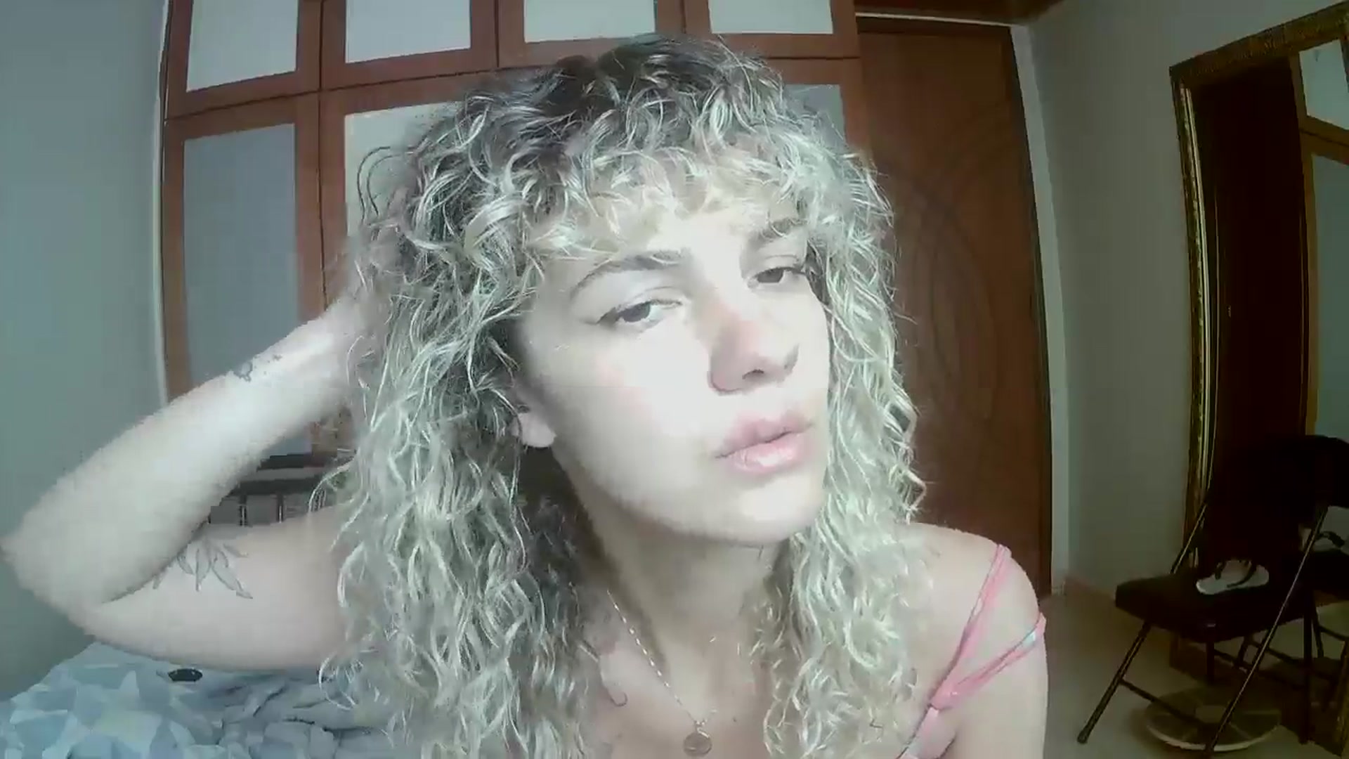 Gallery image thumbnail from BeckJones's myfreecams stream on, 11/17/2024, 13:42 image 4 of 20