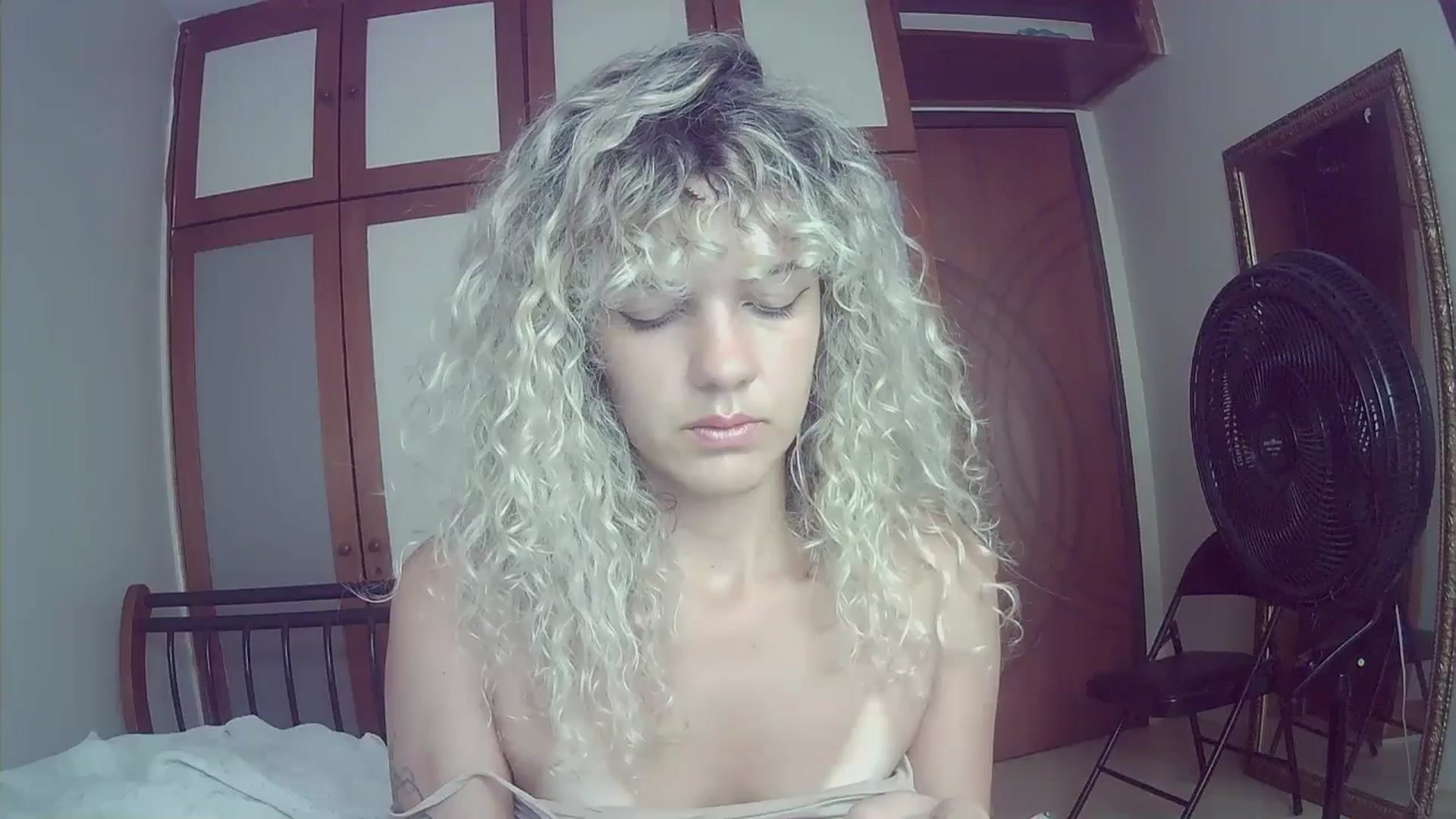 Gallery image thumbnail from BeckJones's myfreecams stream on, 04/04/2025, 14:29 image 1 of 20