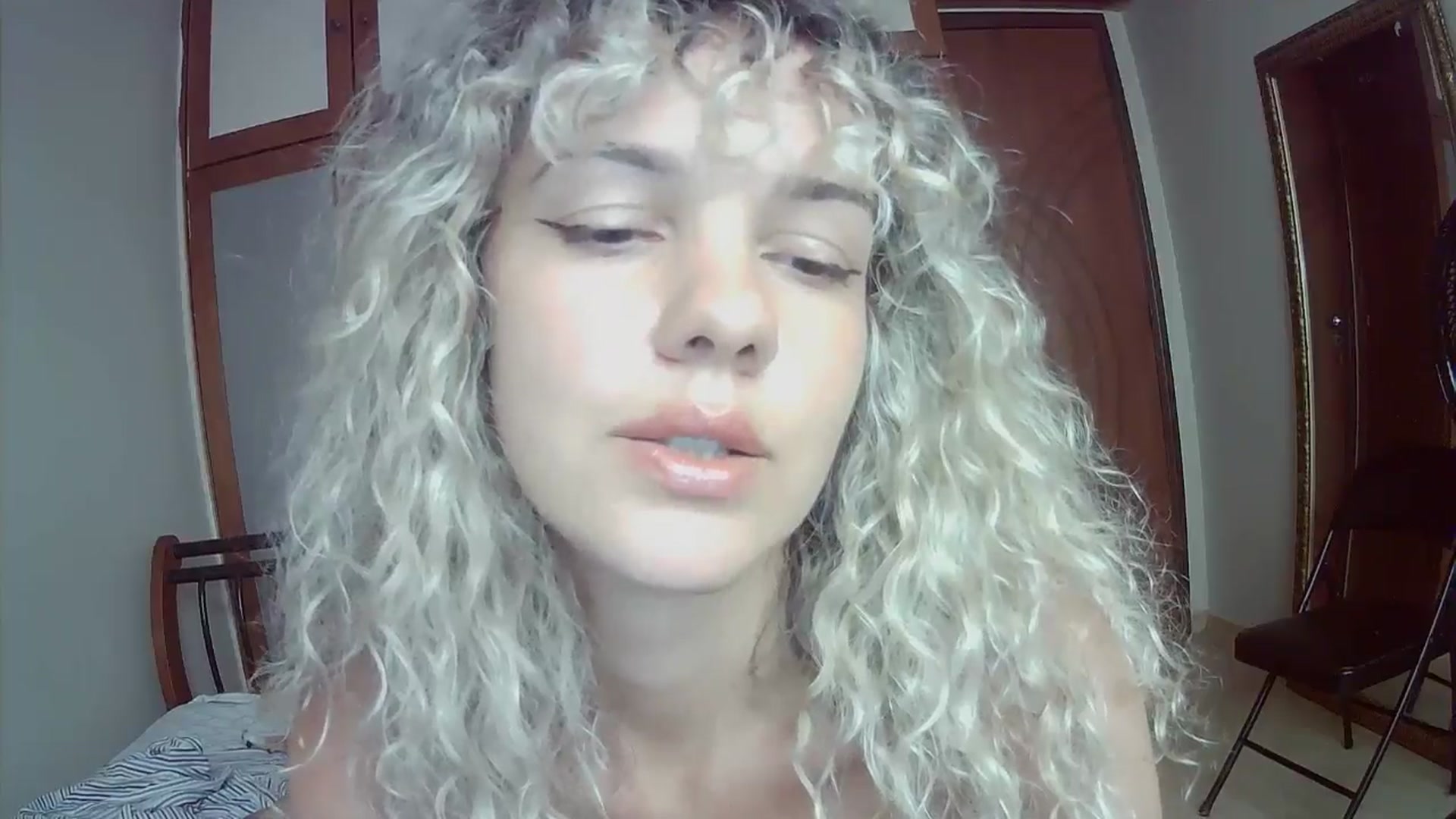 Gallery image thumbnail from BeckJones's myfreecams stream on, 04/06/2025, 16:01 image 12 of 20