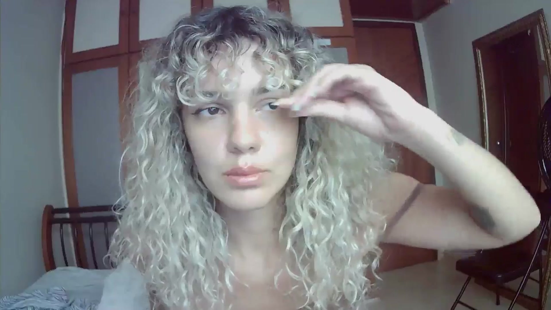 Gallery image thumbnail from BeckJones's myfreecams stream on, 04/06/2025, 16:01 image 16 of 20