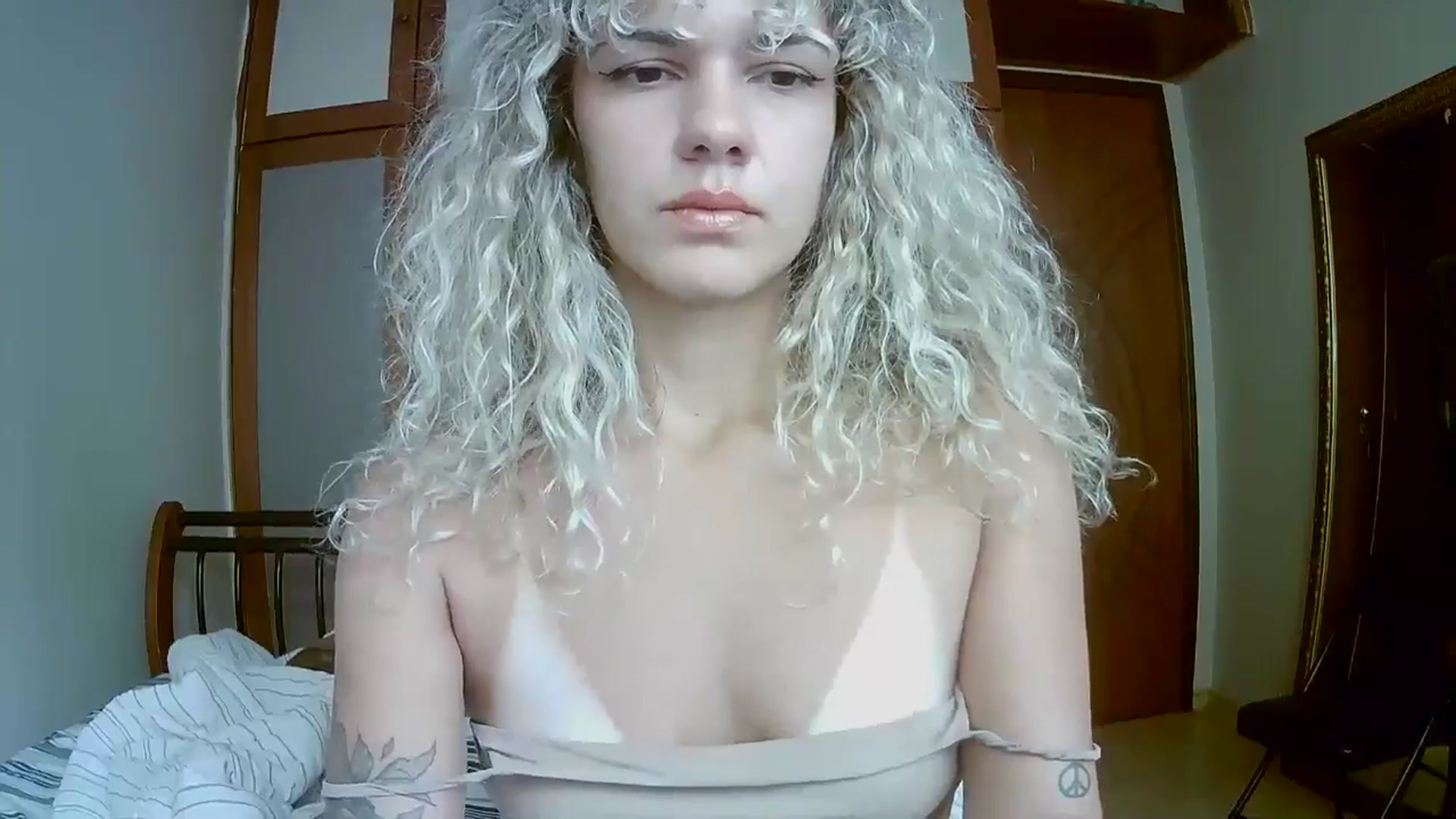 Gallery image thumbnail from BeckJones's myfreecams stream on, 04/07/2025, 14:50 image 11 of 20